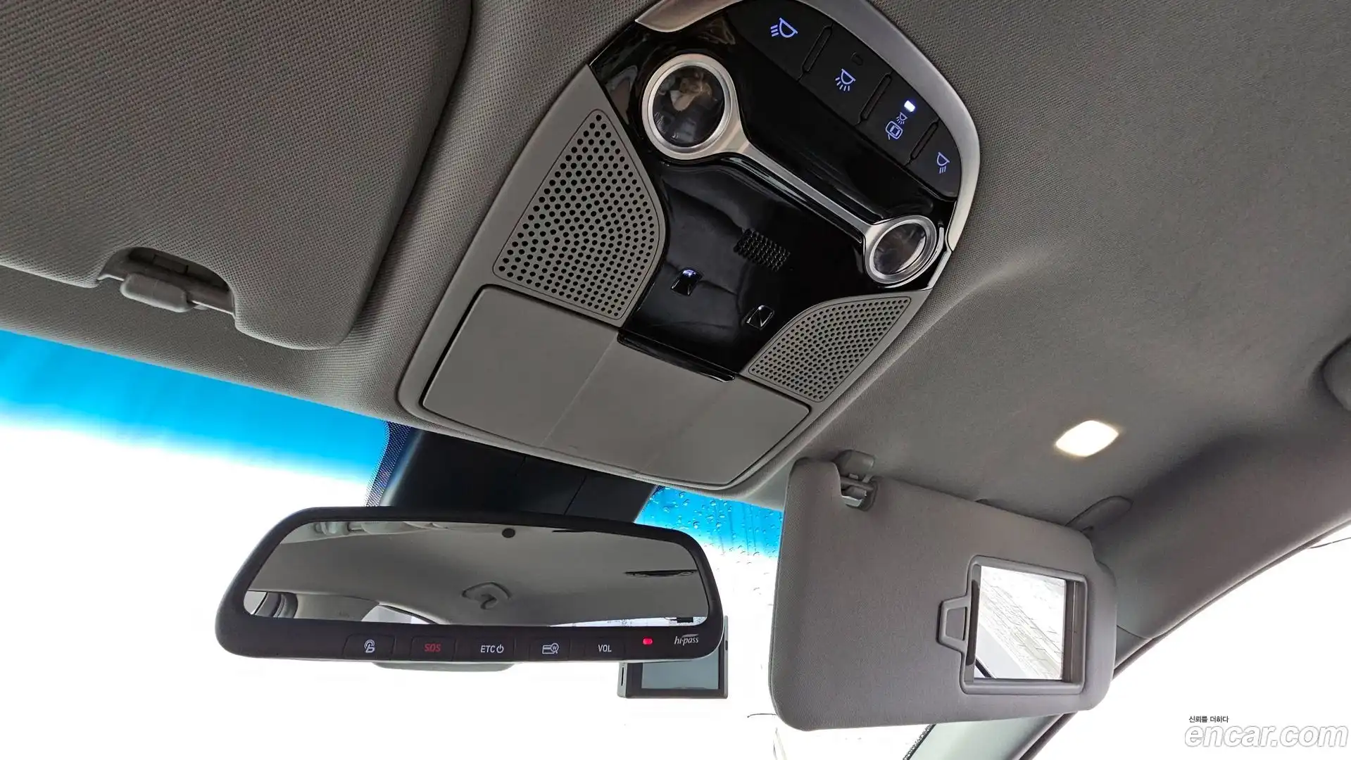 Grandeur Hyundai 2019.0-OPTION-022