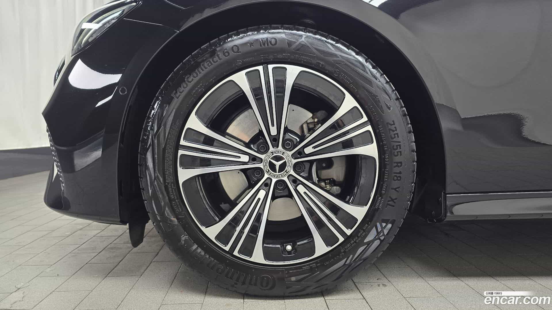 E-Class Mercedes-Benz 2025.5-OUTER-005
