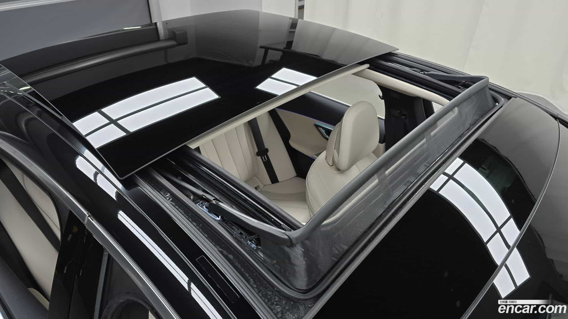 E-Class Mercedes-Benz 2025.5-OPTION-022