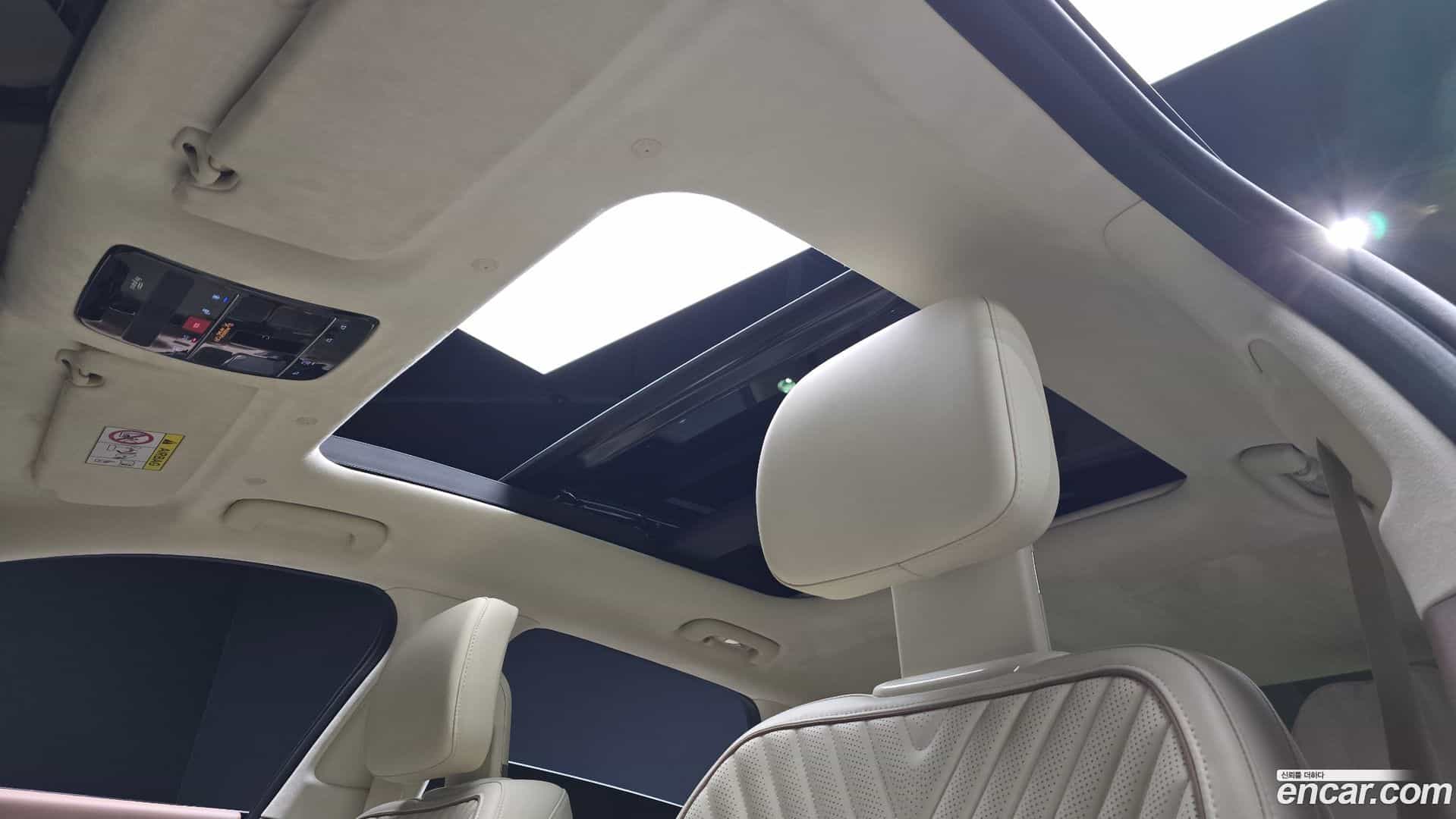 Grandeur Hyundai 2024.9-OPTION-023