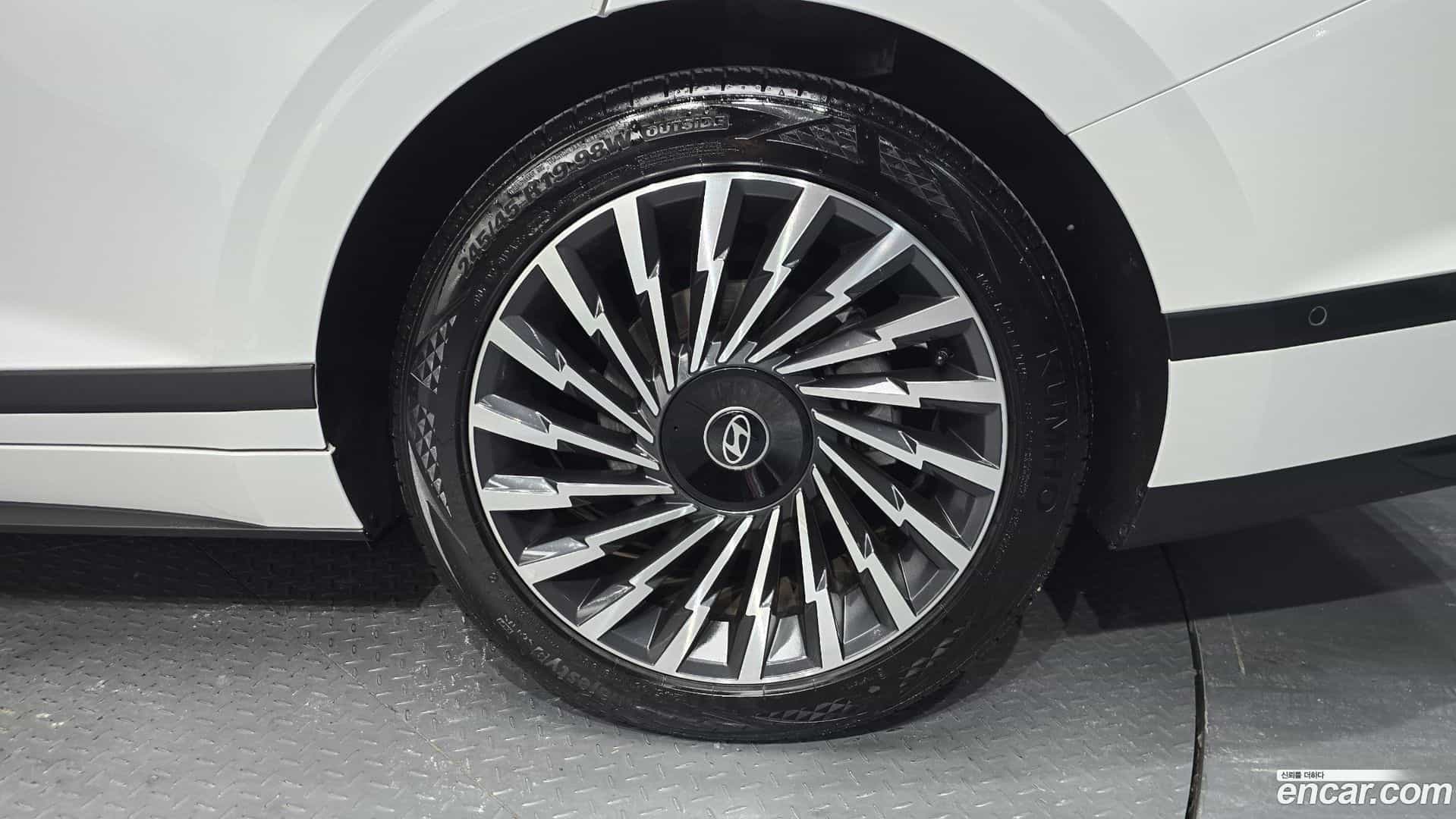 Grandeur Hyundai 2024.9-OUTER-031