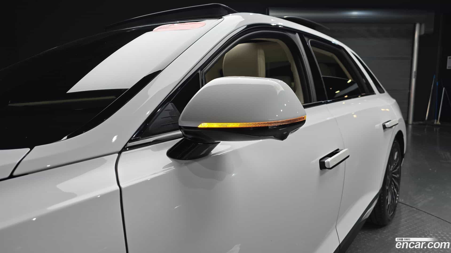 Grandeur Hyundai 2024.9-OPTION-045