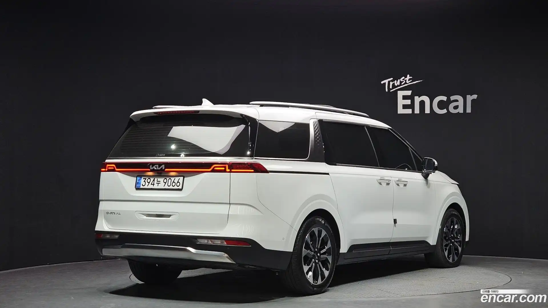 Canival Kia 2023.10-OUTER-002