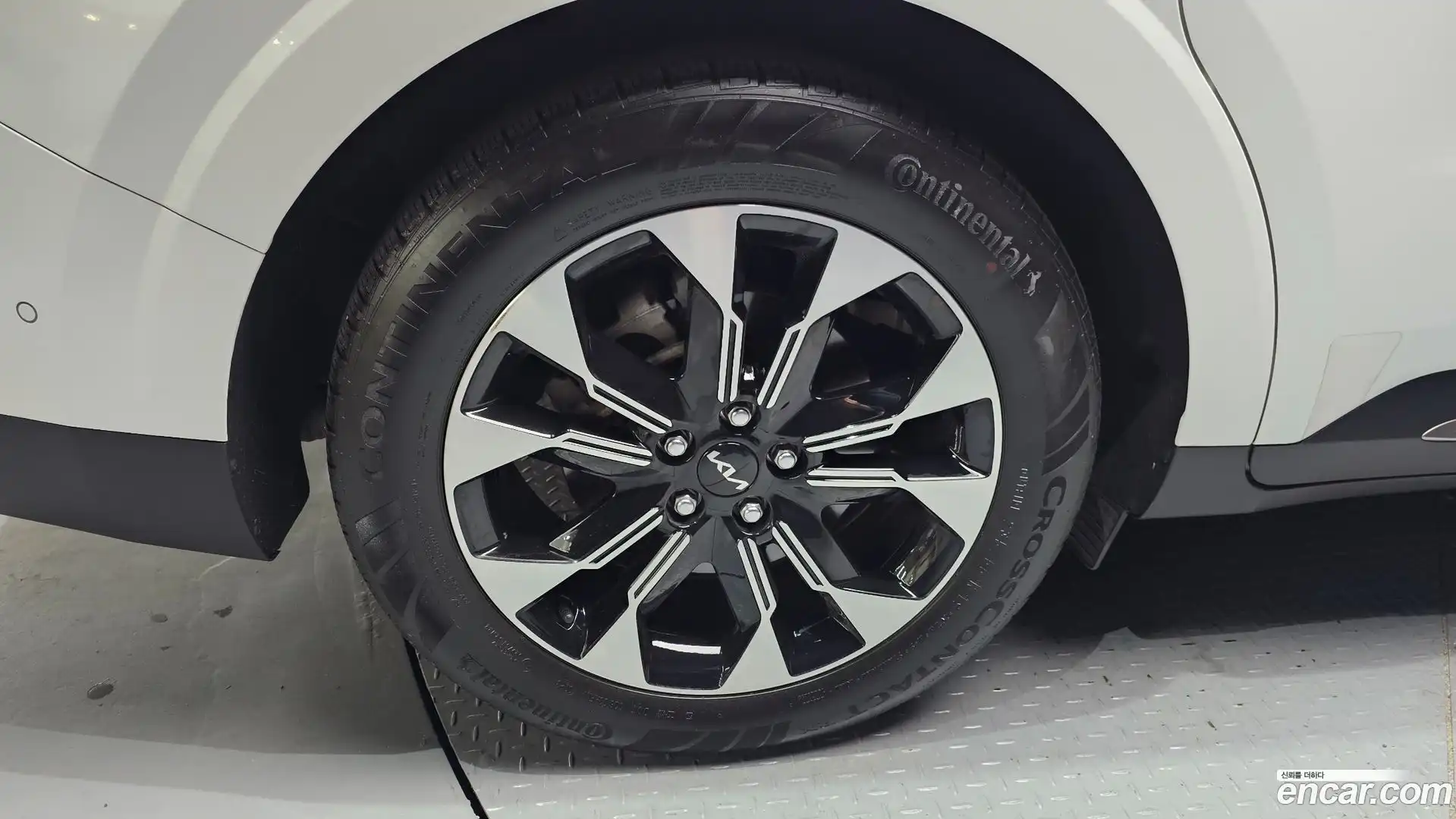 Canival Kia 2023.10-OUTER-005