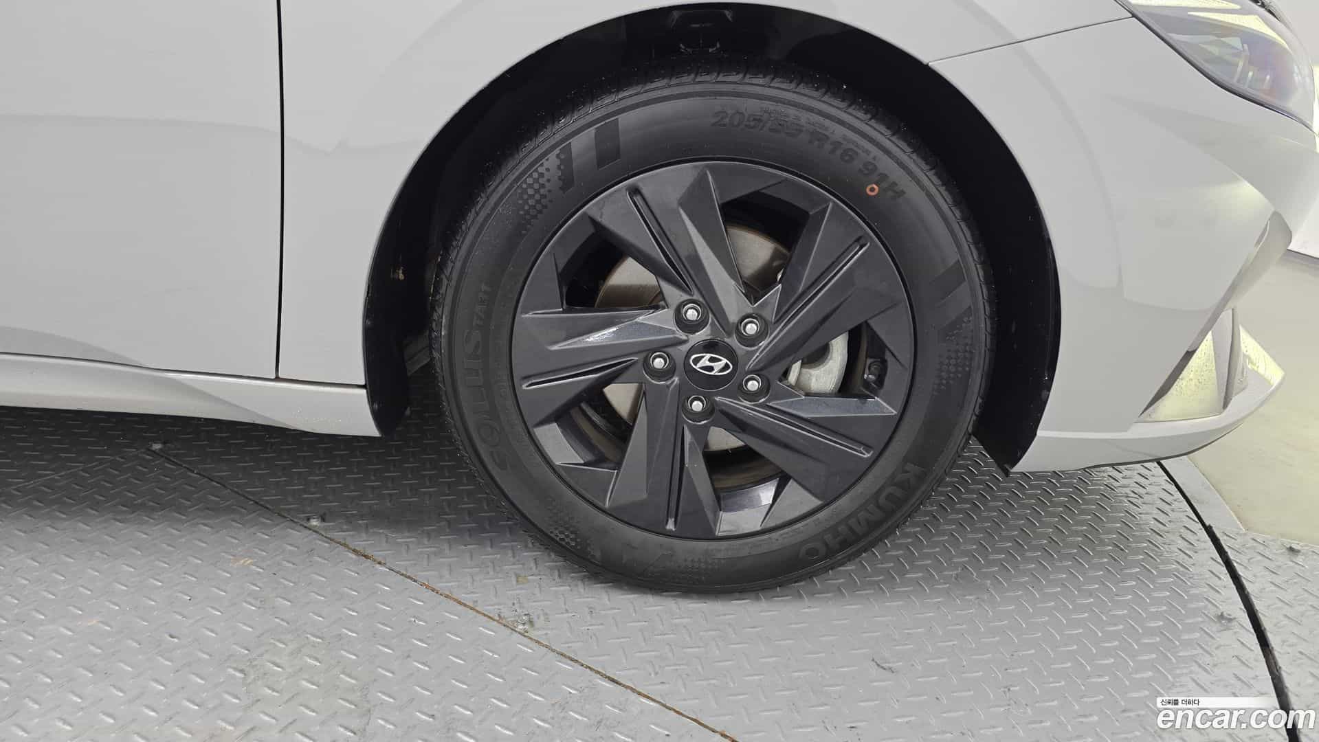 AVANTE Hyundai 2020.4-OUTER-031