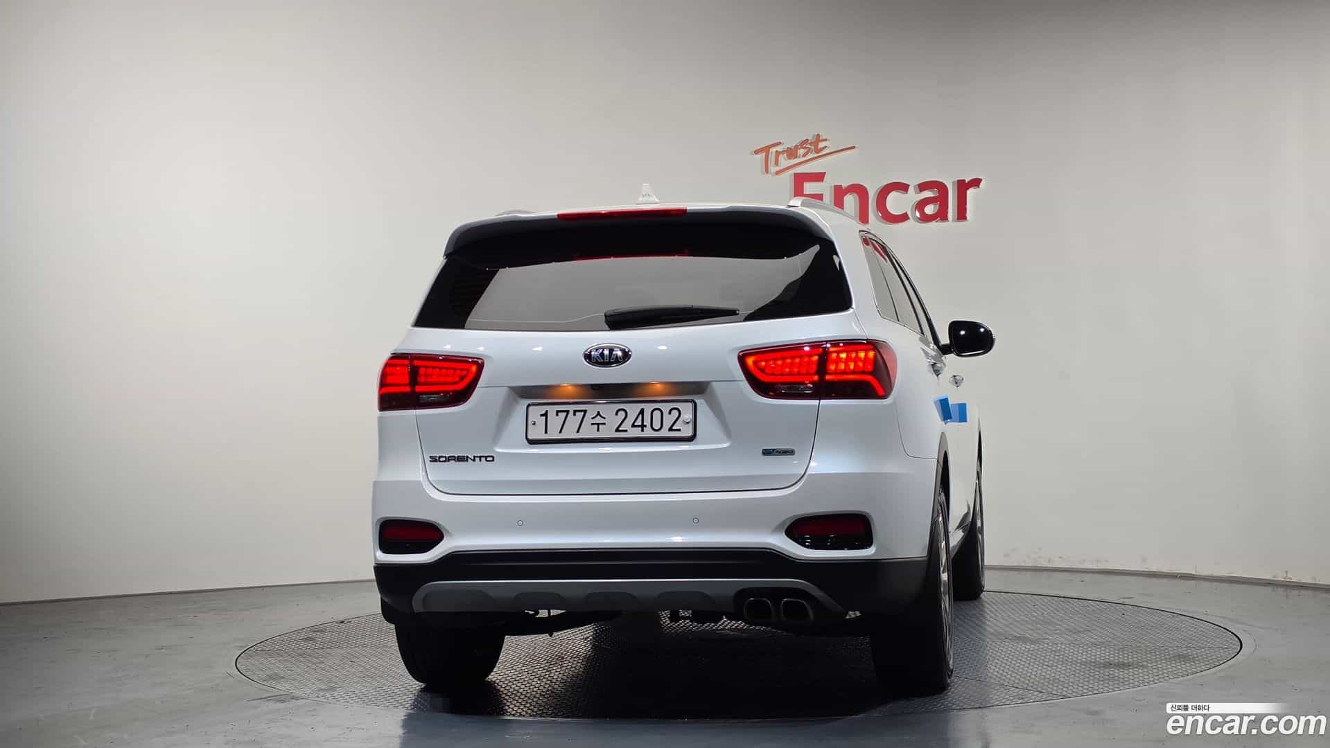Sorento Kia 2019.0-OUTER-004