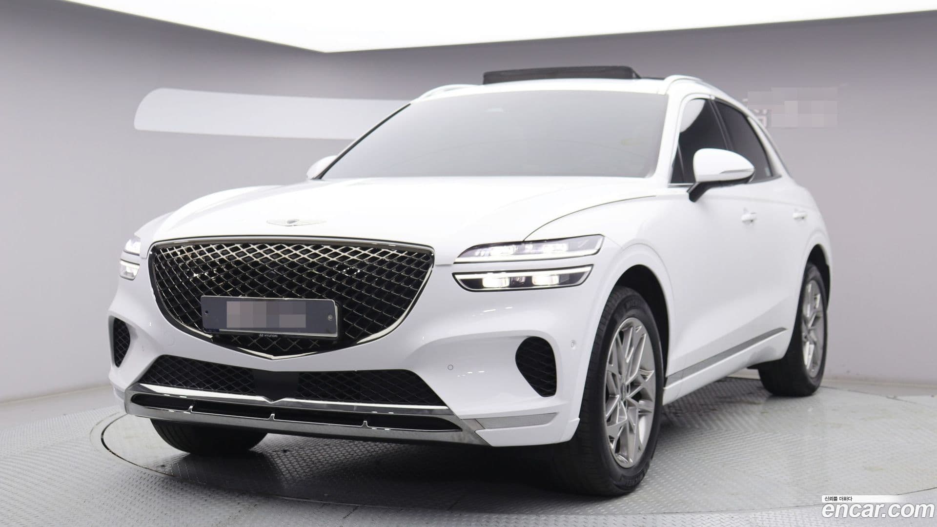 Main__Slider__Photo:GV70 Genesis 2021.10-0