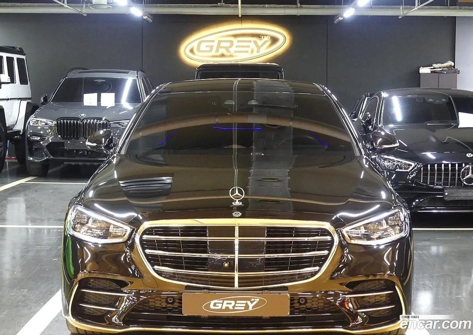 Main__Slider__Photo:S-Class Mercedes-Benz 2021.4-0