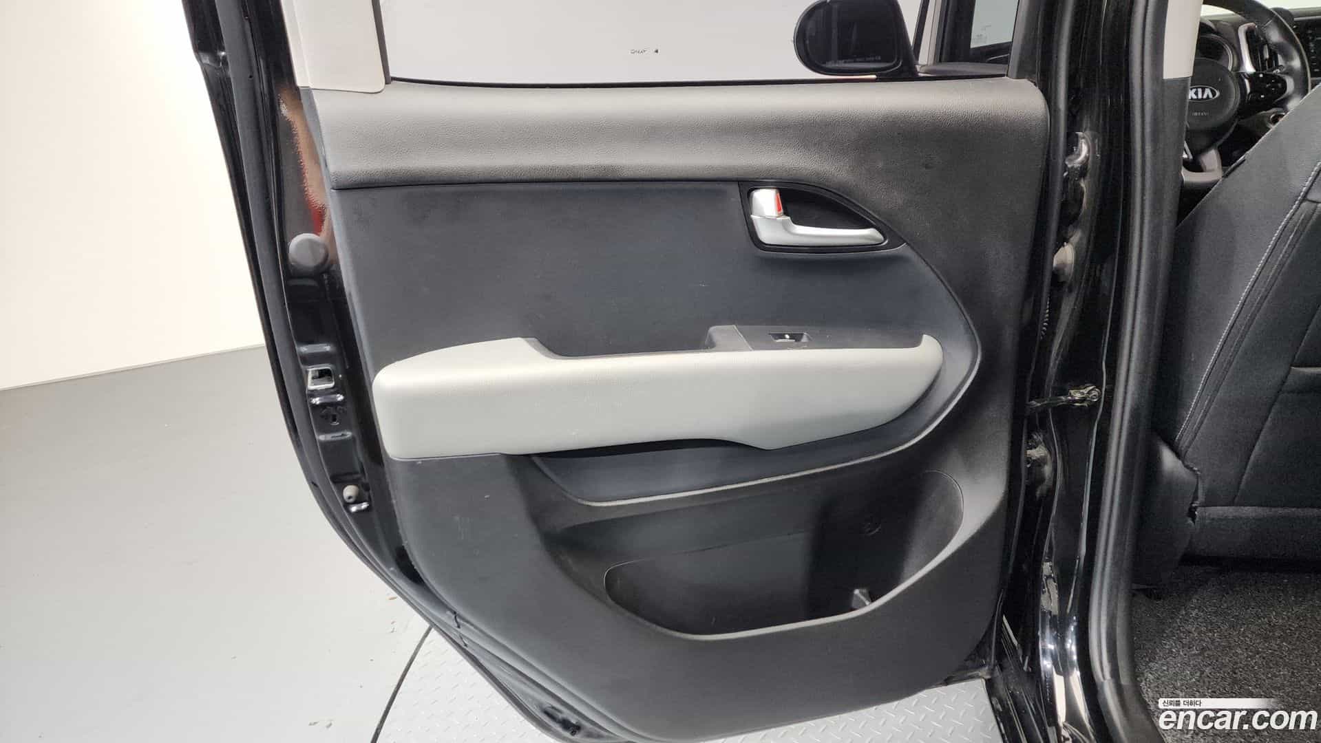 RAY Kia 2021.4-INNER-035
