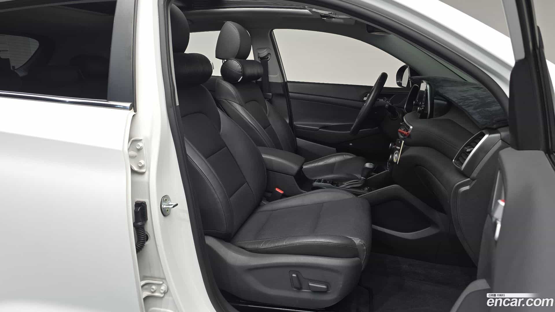 Tucson Hyundai 2018.7-OPTION-015