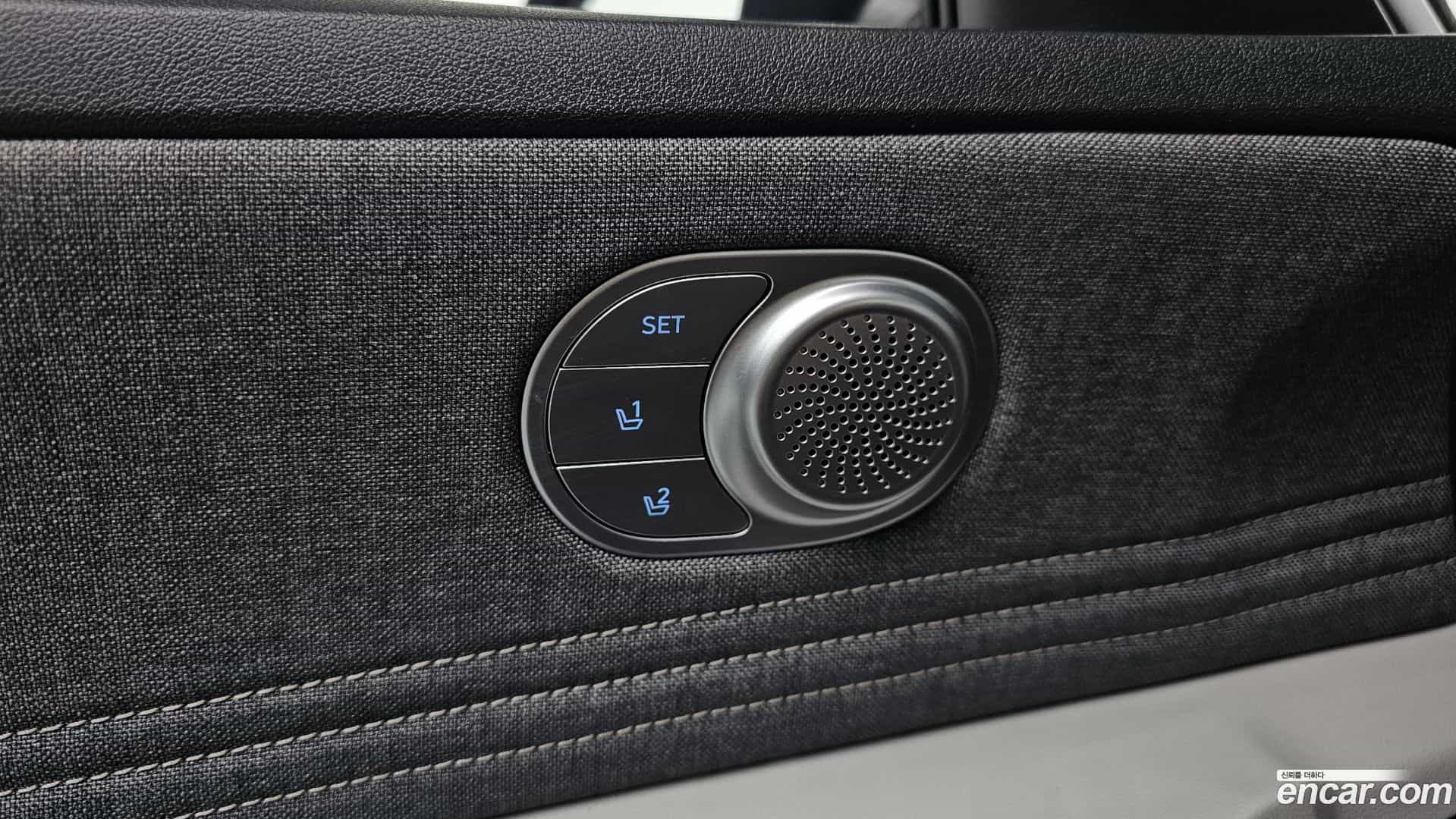 AVANTE Hyundai 2020.10-OPTION-021