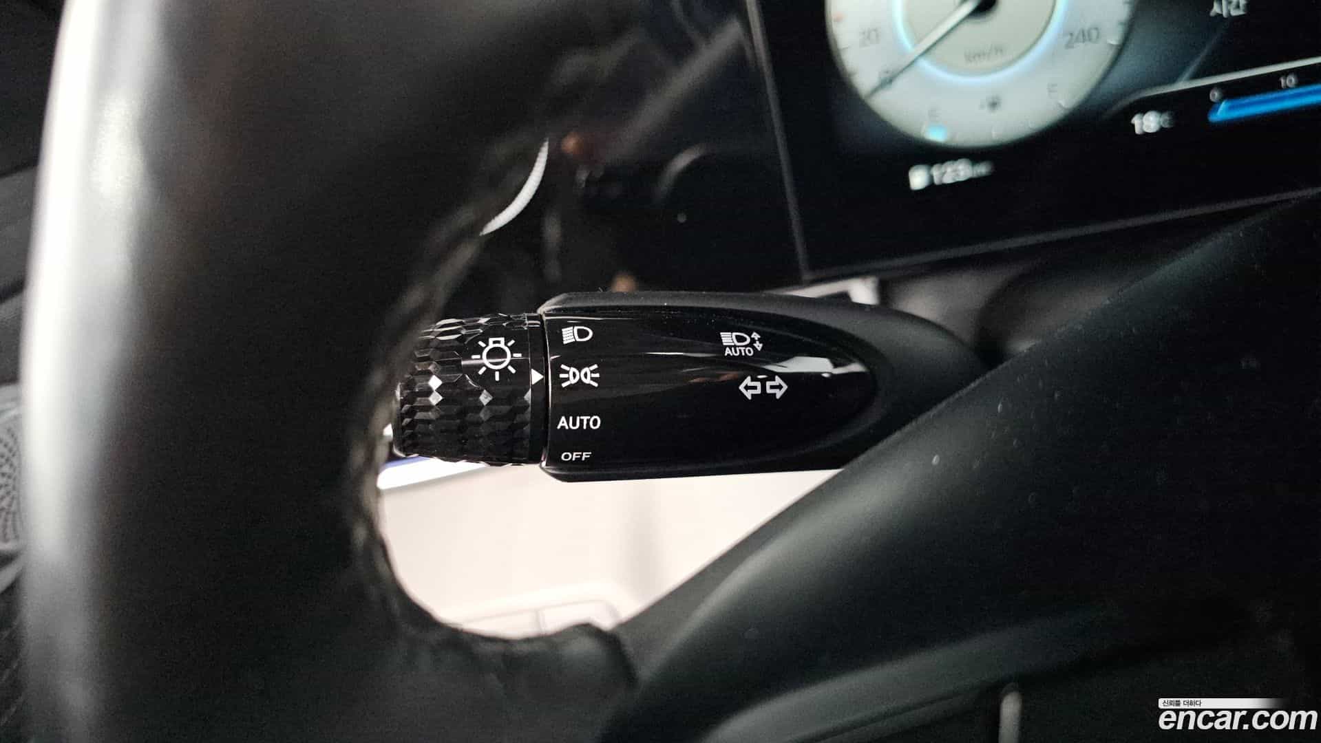 AVANTE Hyundai 2020.10-OPTION-022