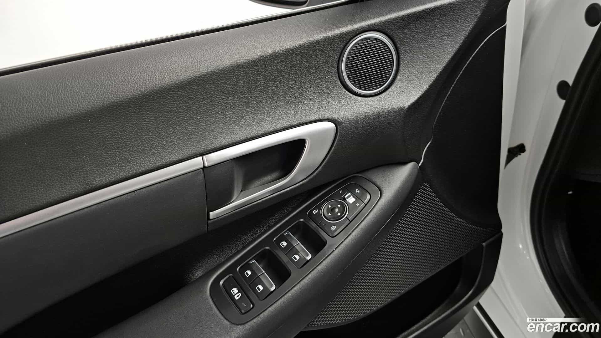 Sonata Hyundai 2019.5-OPTION-022