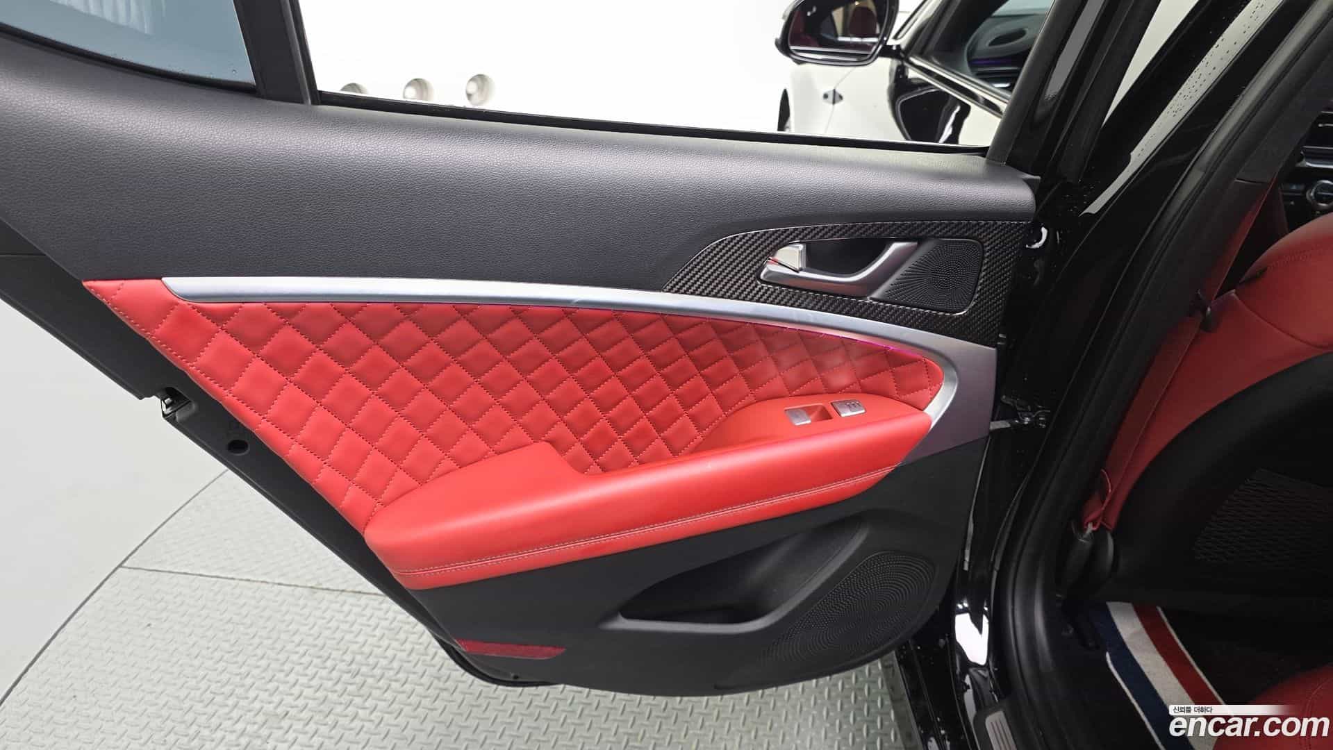 G70 Genesis 2020.11-INNER-035