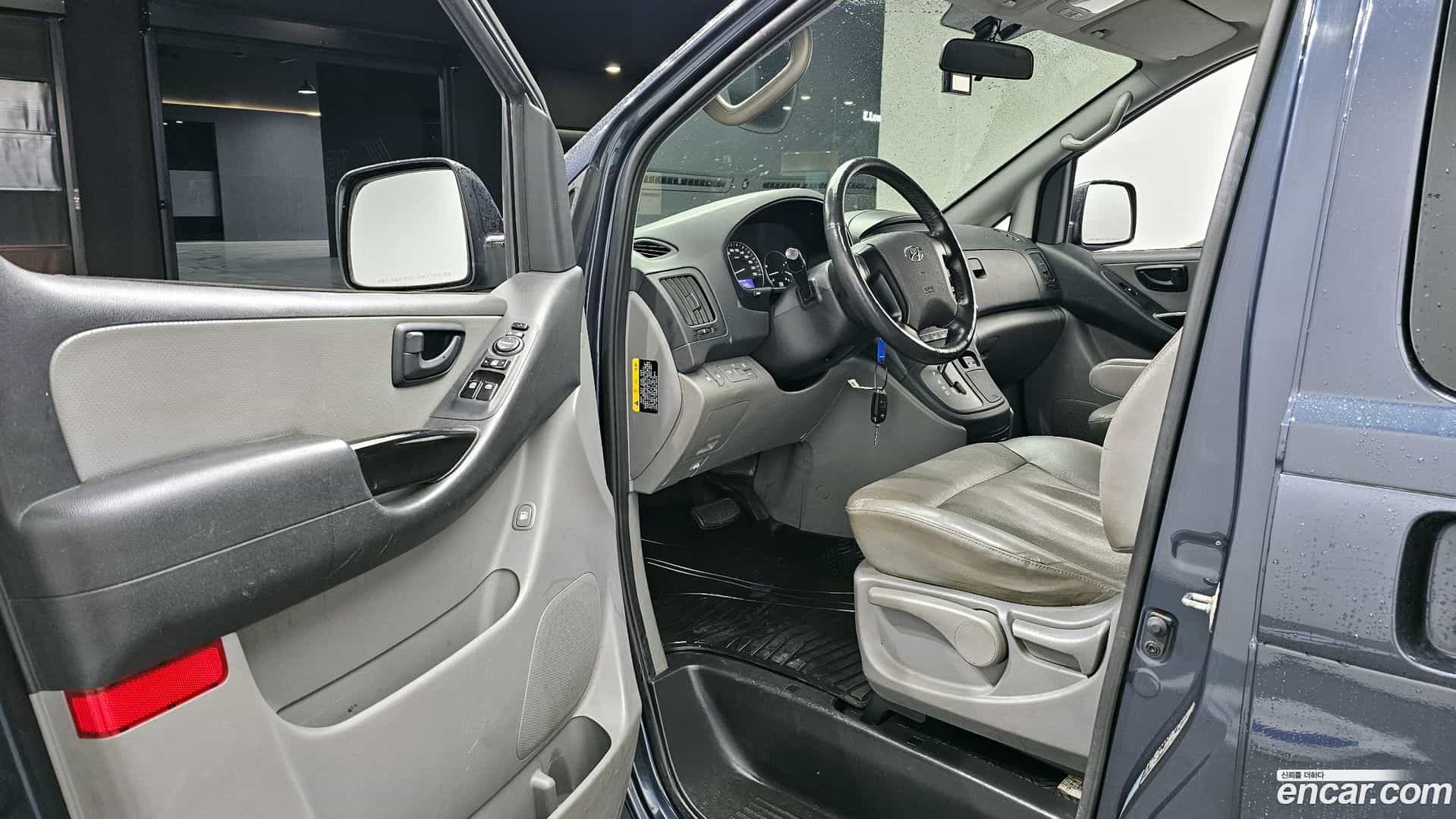 Starex Hyundai 2018.3-INNER-010