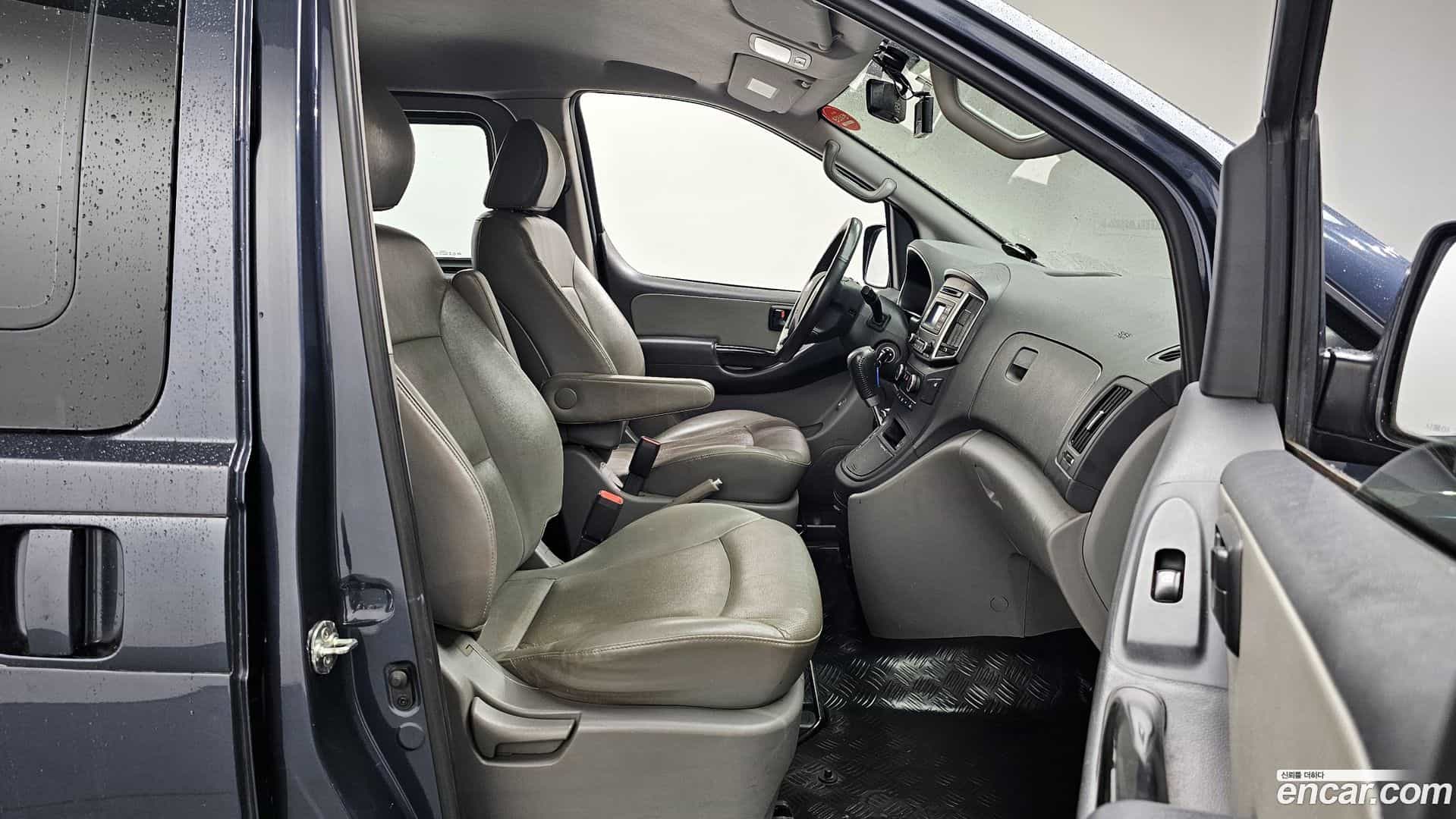 Starex Hyundai 2018.3-OPTION-015