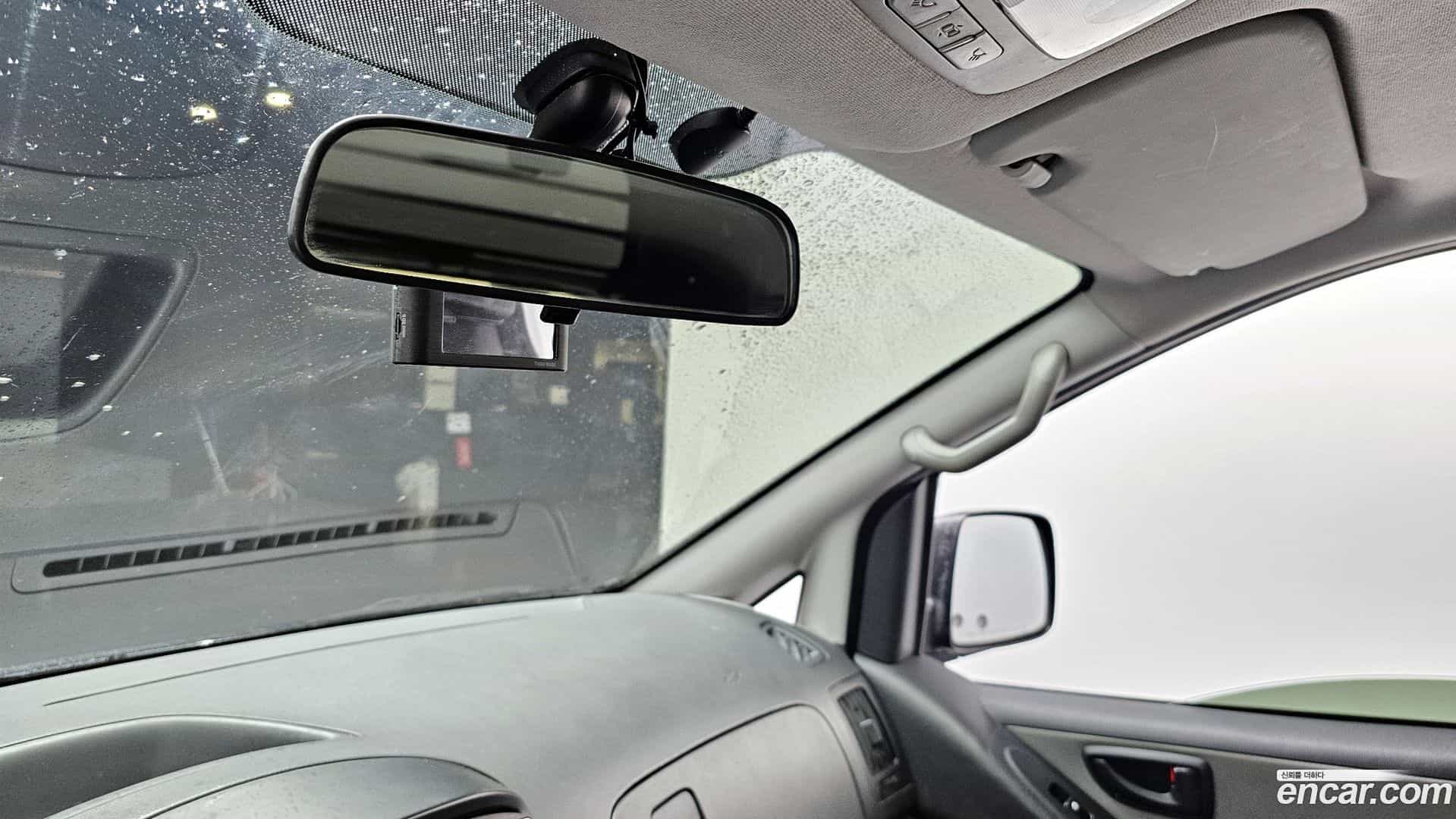 Starex Hyundai 2018.3-OPTION-023