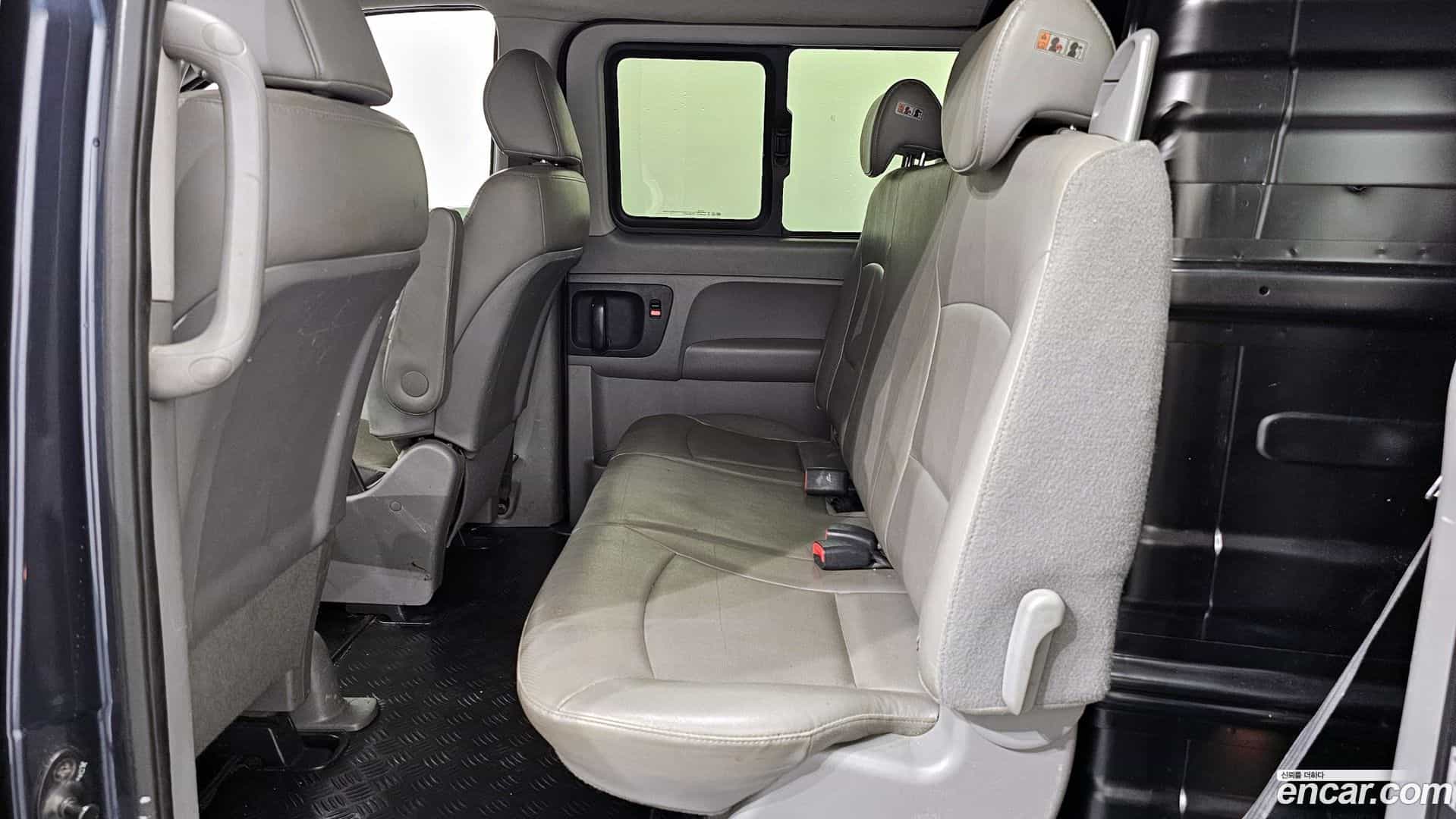 Starex Hyundai 2018.3-INNER-036