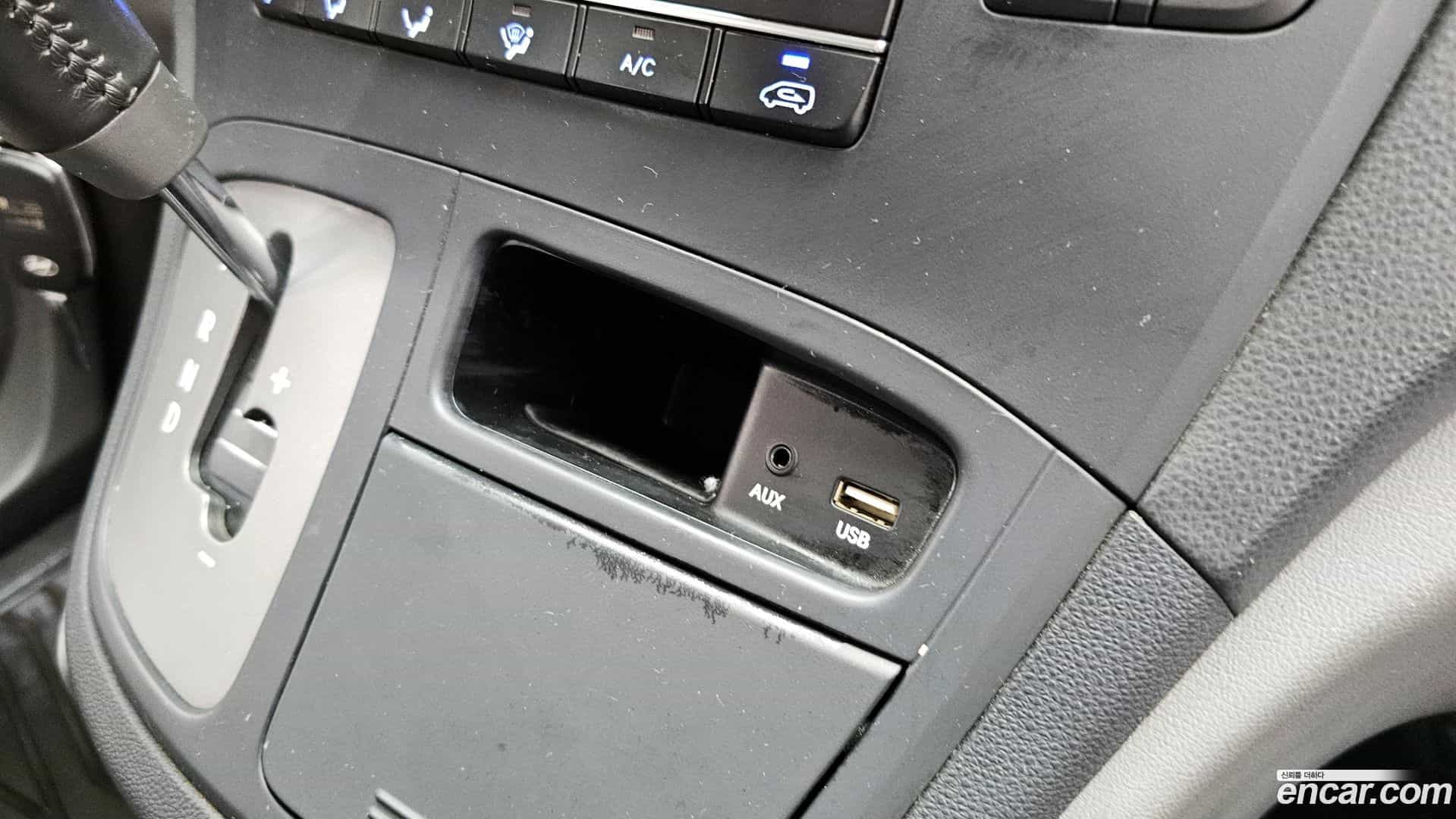 Starex Hyundai 2018.3-OPTION-043