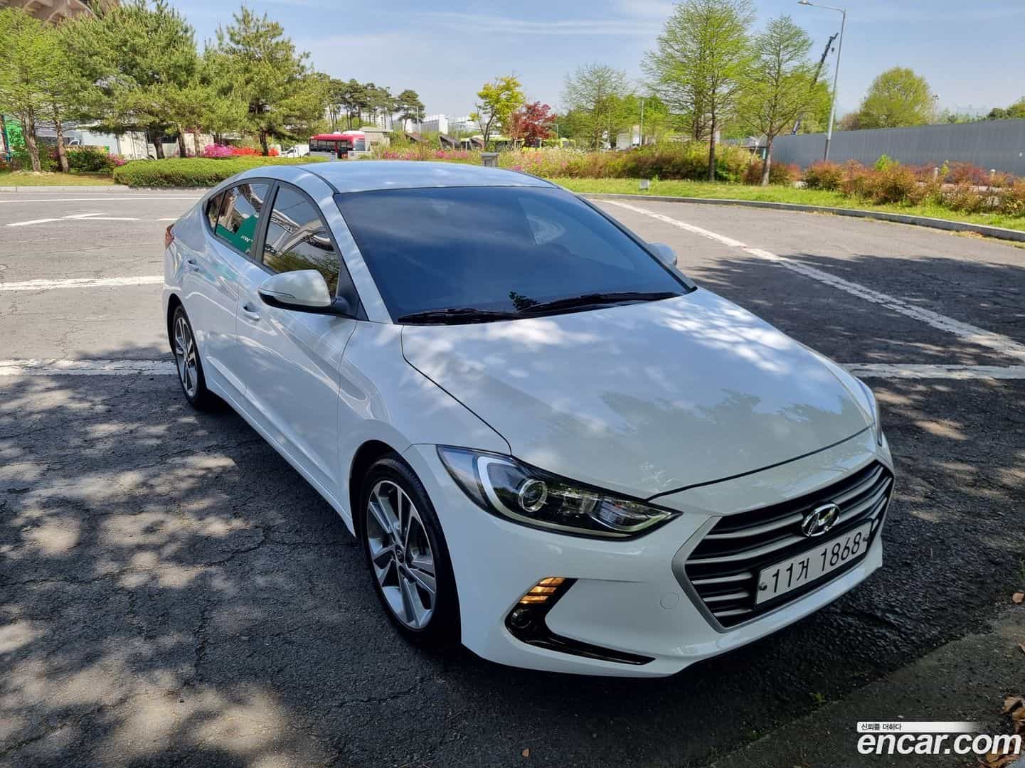 AVANTE Hyundai 2018.7-OUTER-003