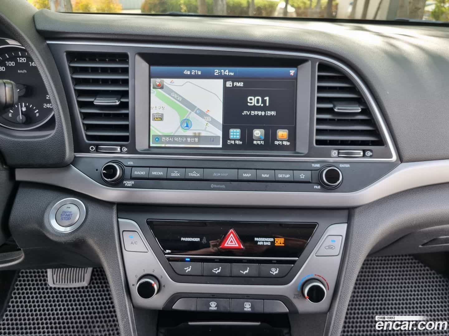 AVANTE Hyundai 2018.7-OPTION-022