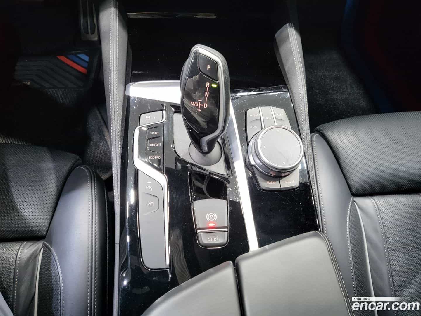 5-Series BMW 2019.7-INNER-009