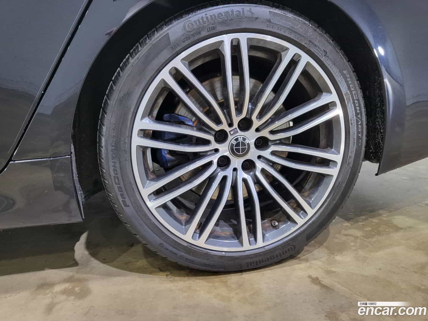 5-Series BMW 2019.7-OPTION-024