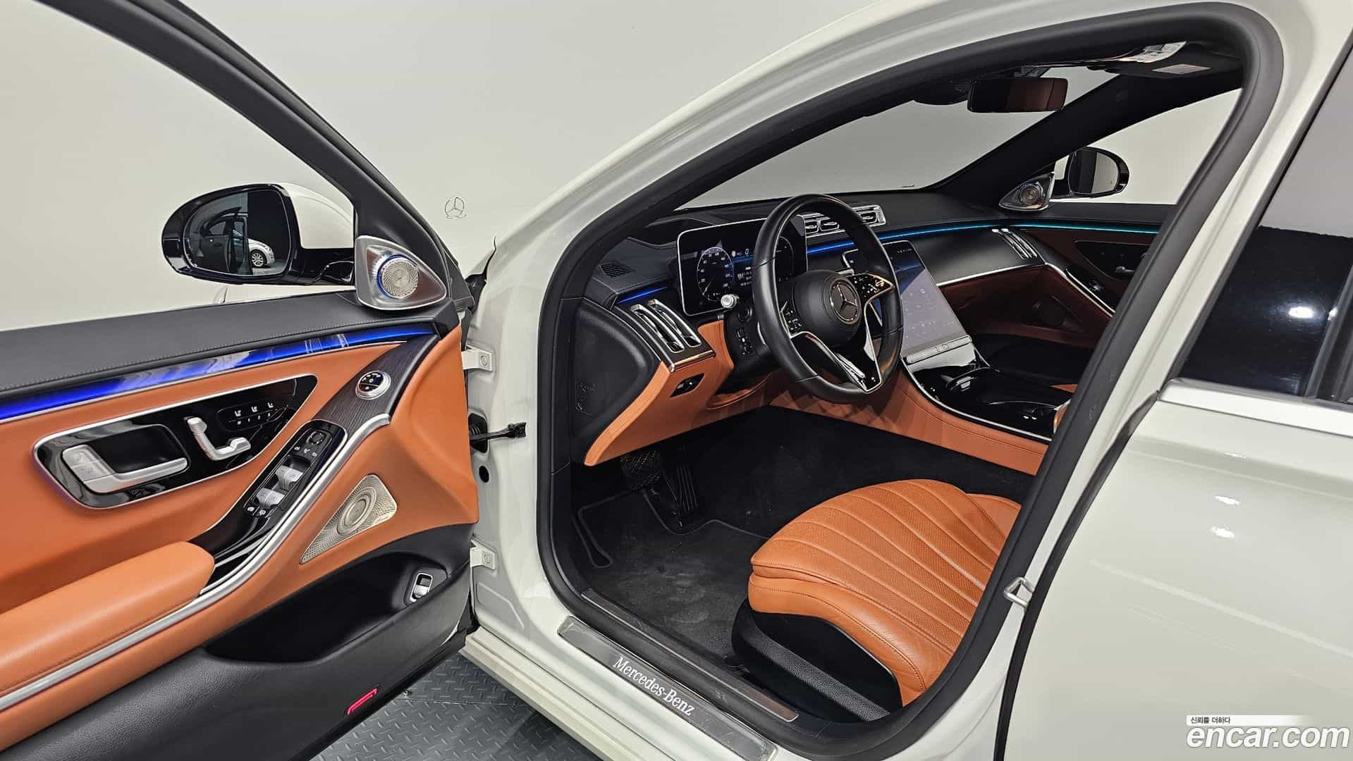 S-Class Mercedes-Benz 2023.6-INNER-010