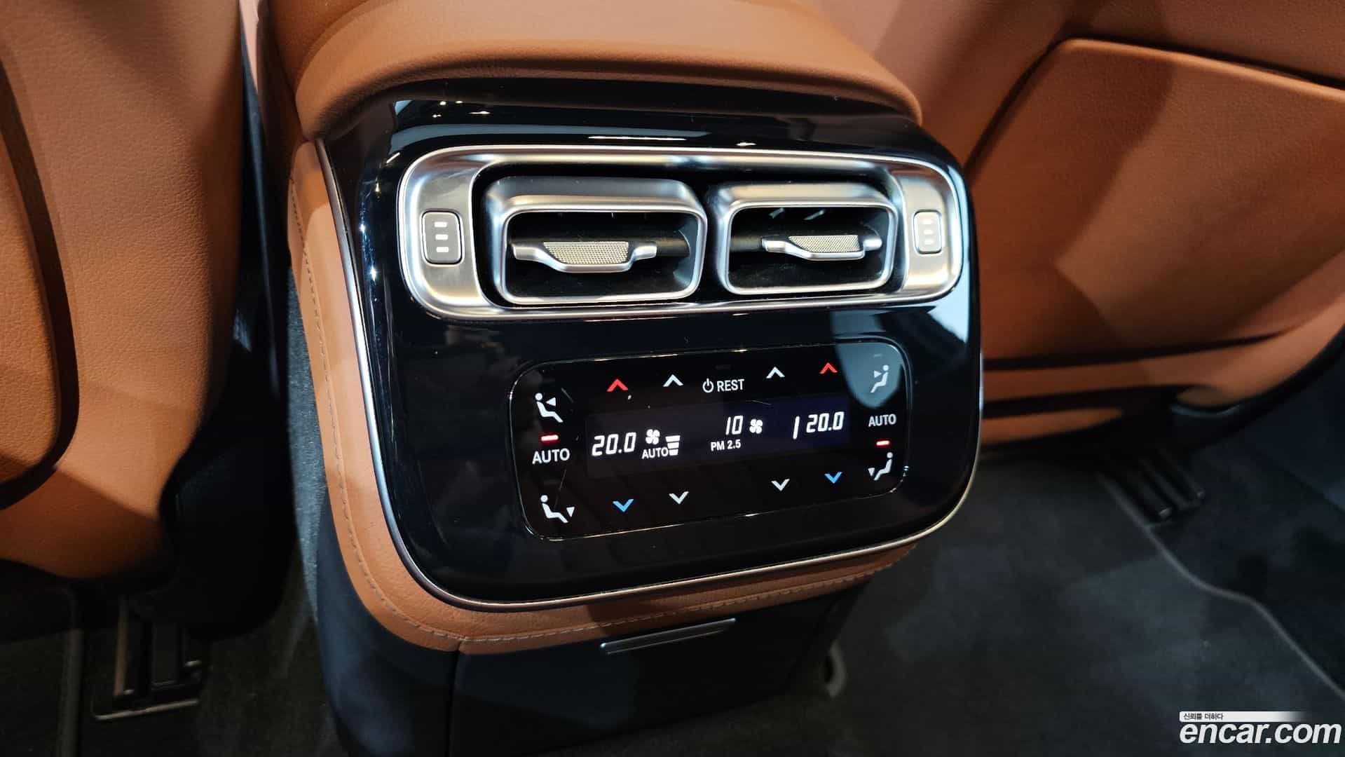 S-Class Mercedes-Benz 2023.6-OPTION-024