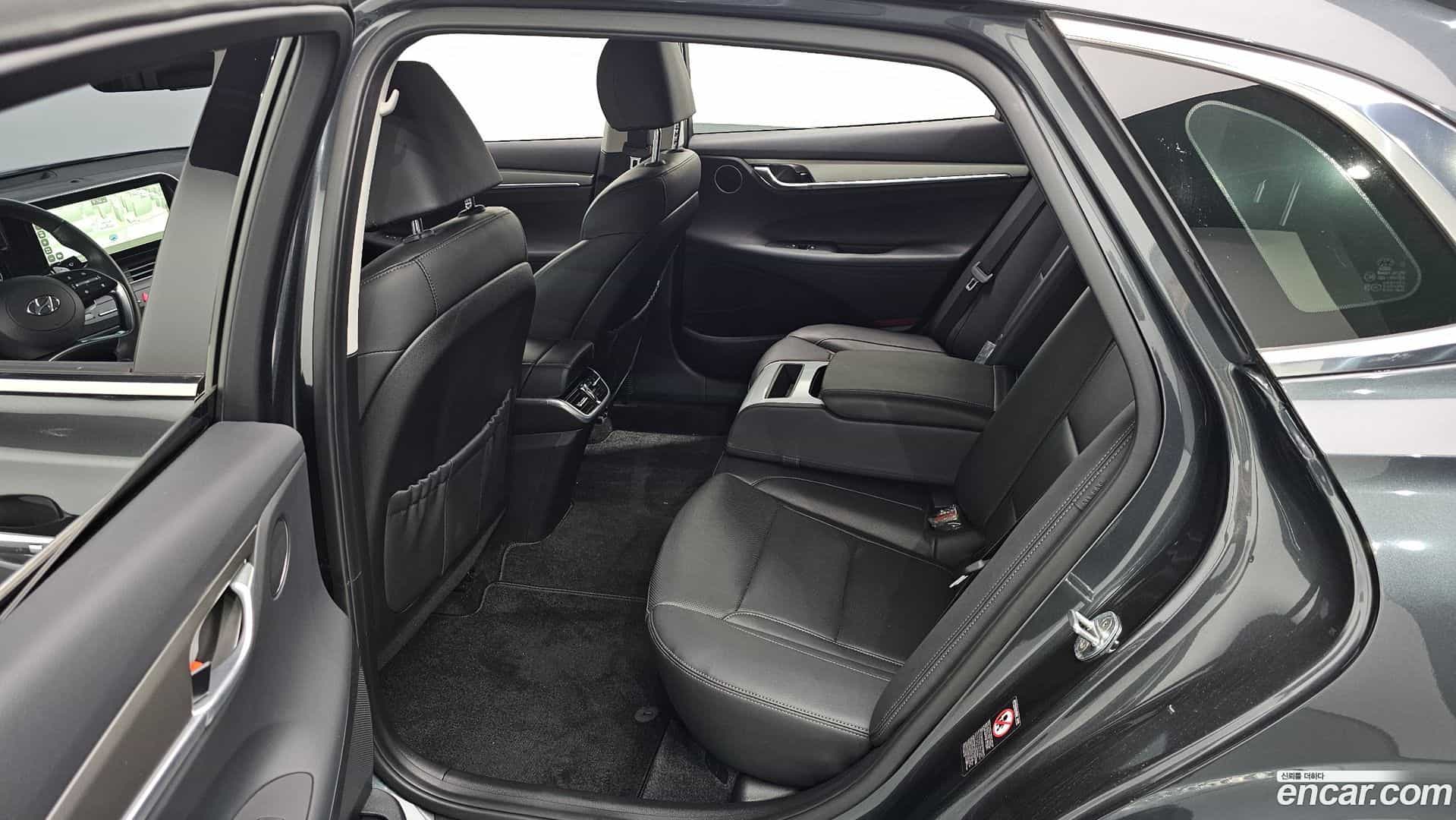Grandeur Hyundai 2021.11-OPTION-016