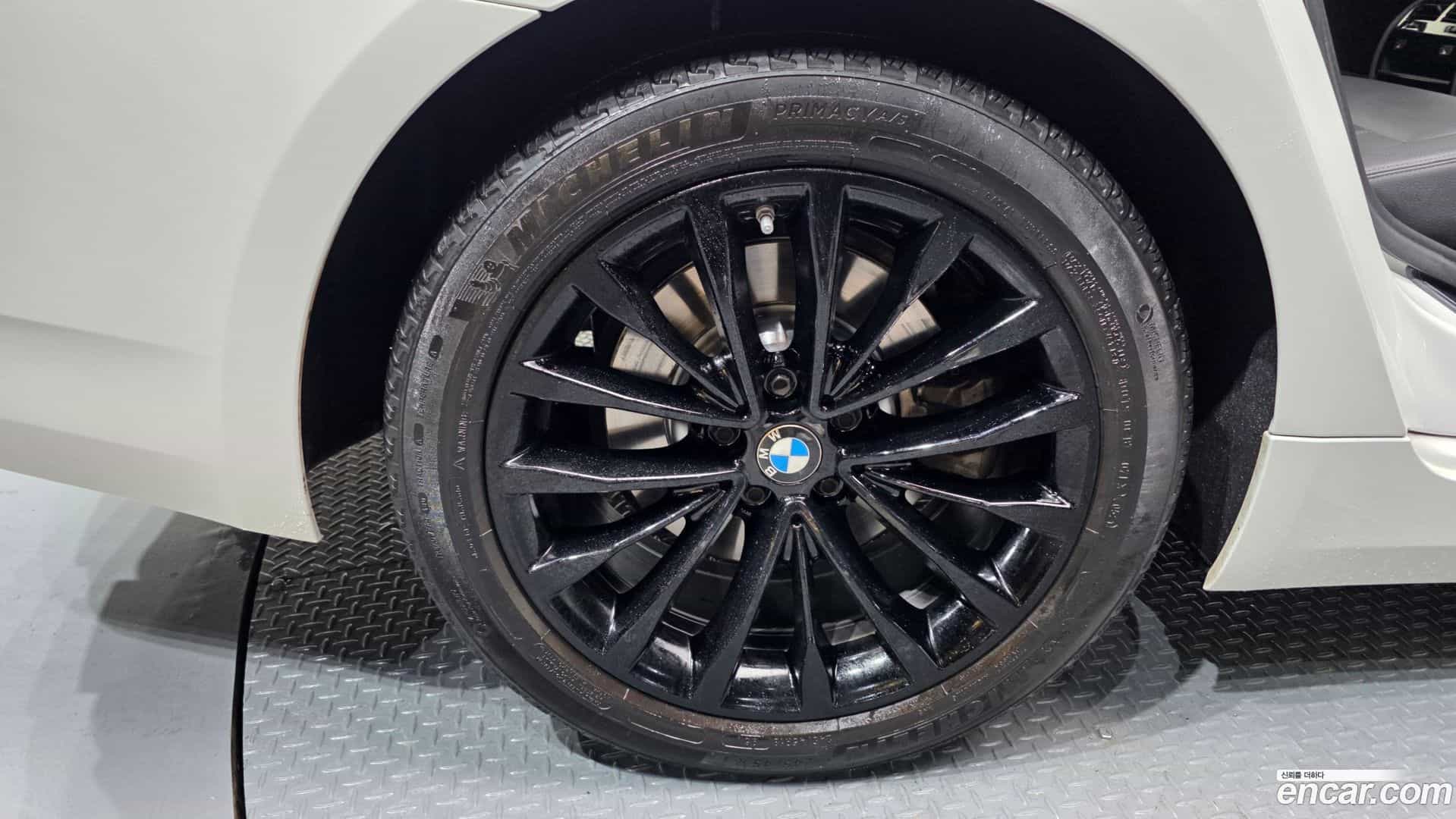 5-Series BMW 2022.8-OUTER-005