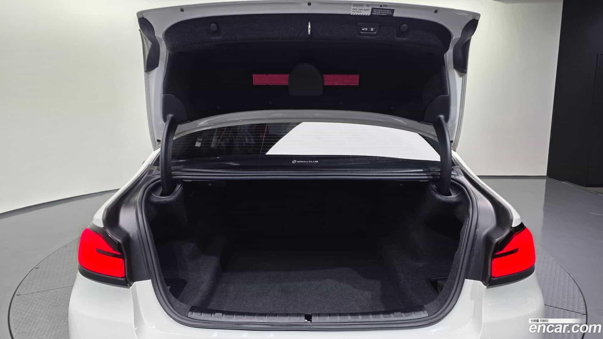 5-Series BMW 2022.8-OPTION-024