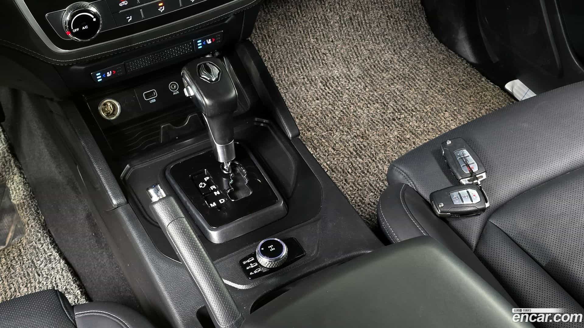 Rexton KG Mobility 2020.5-INNER-009