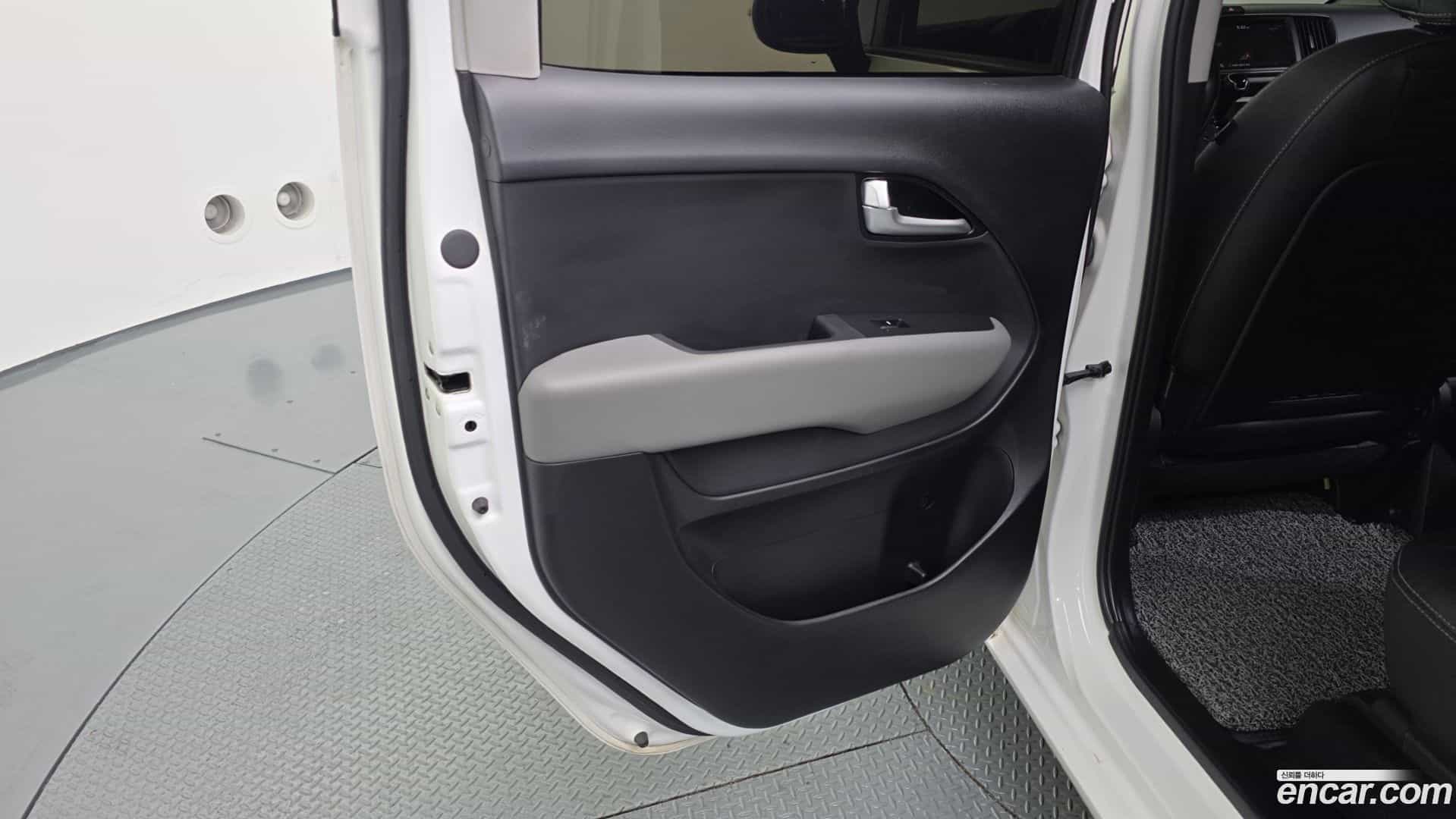 RAY Kia 2023.9-INNER-035