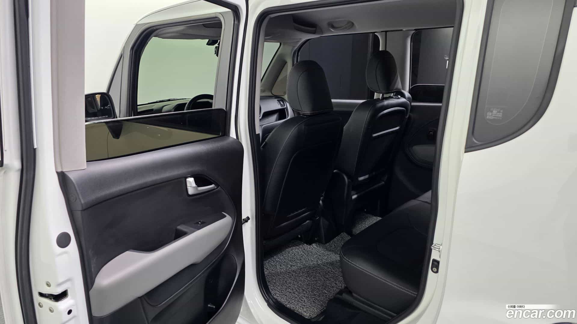 RAY Kia 2023.9-INNER-036