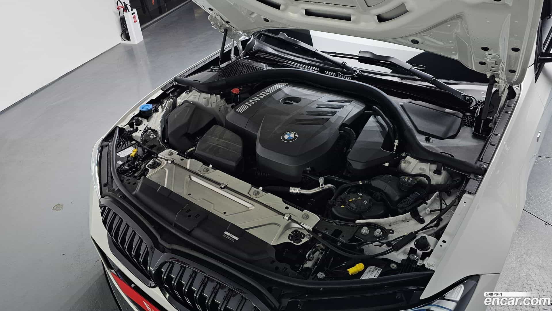 3-Series BMW 2025.4-OUTER-006
