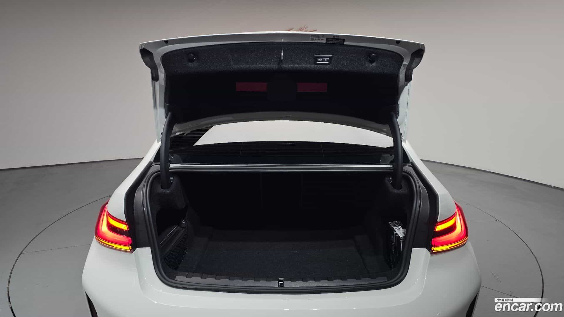 3-Series BMW 2025.4-OPTION-024