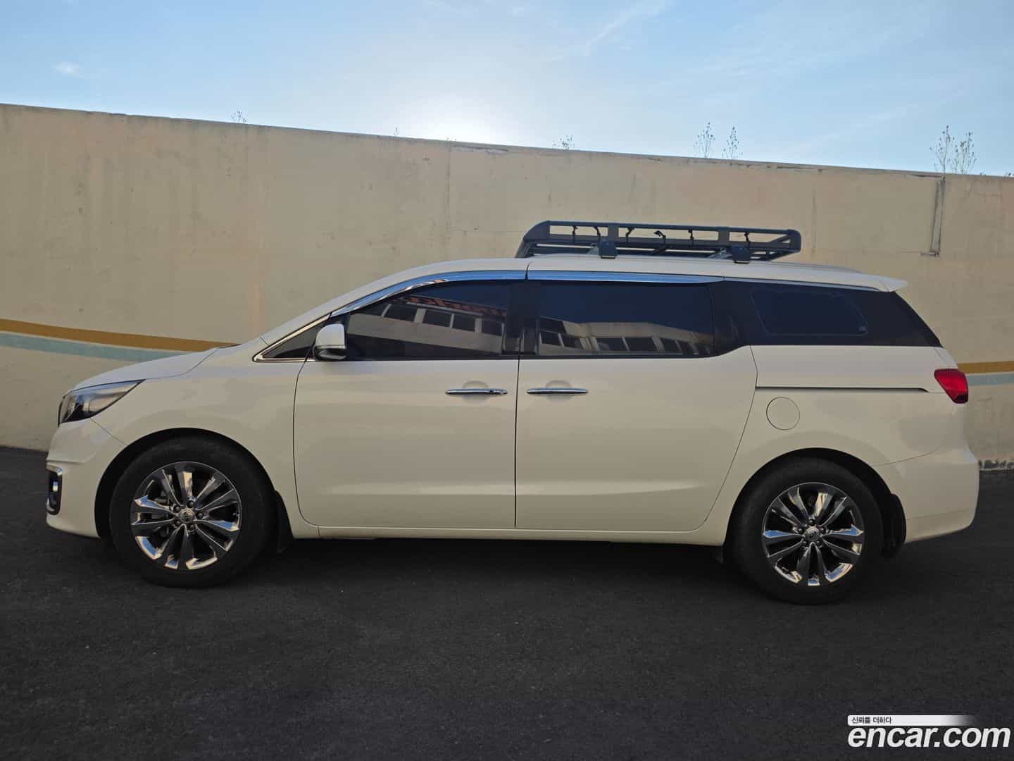 Canival Kia 2016.10-OUTER-003