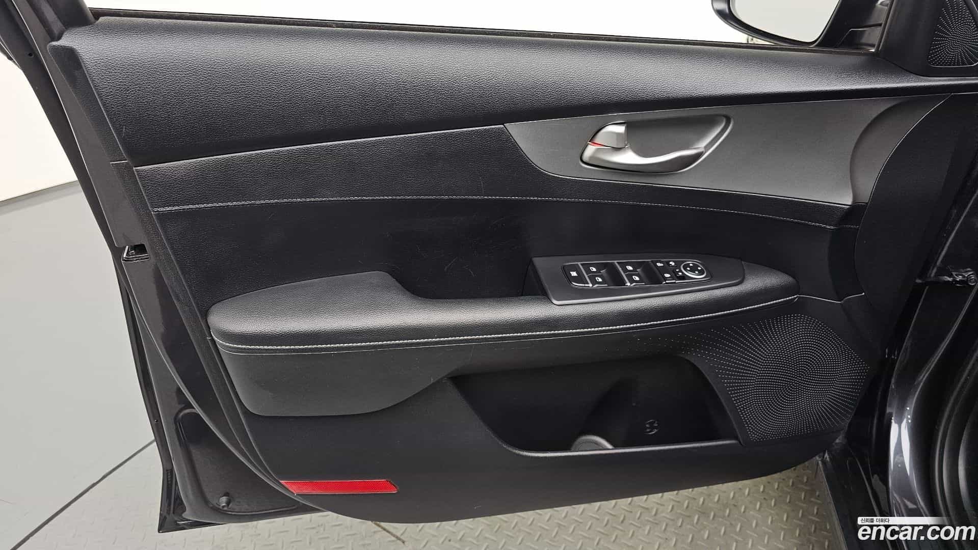 K3 Kia 2019.11-INNER-034