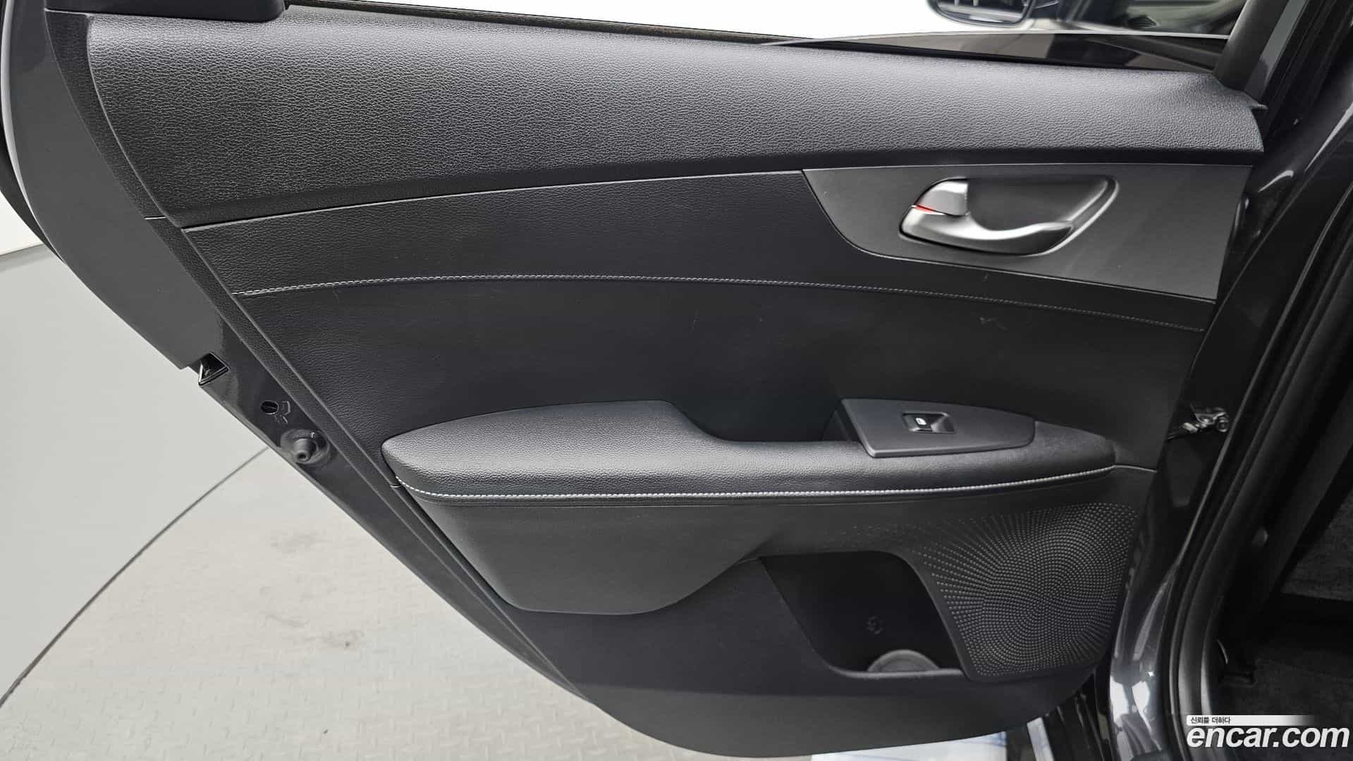 K3 Kia 2019.11-INNER-035