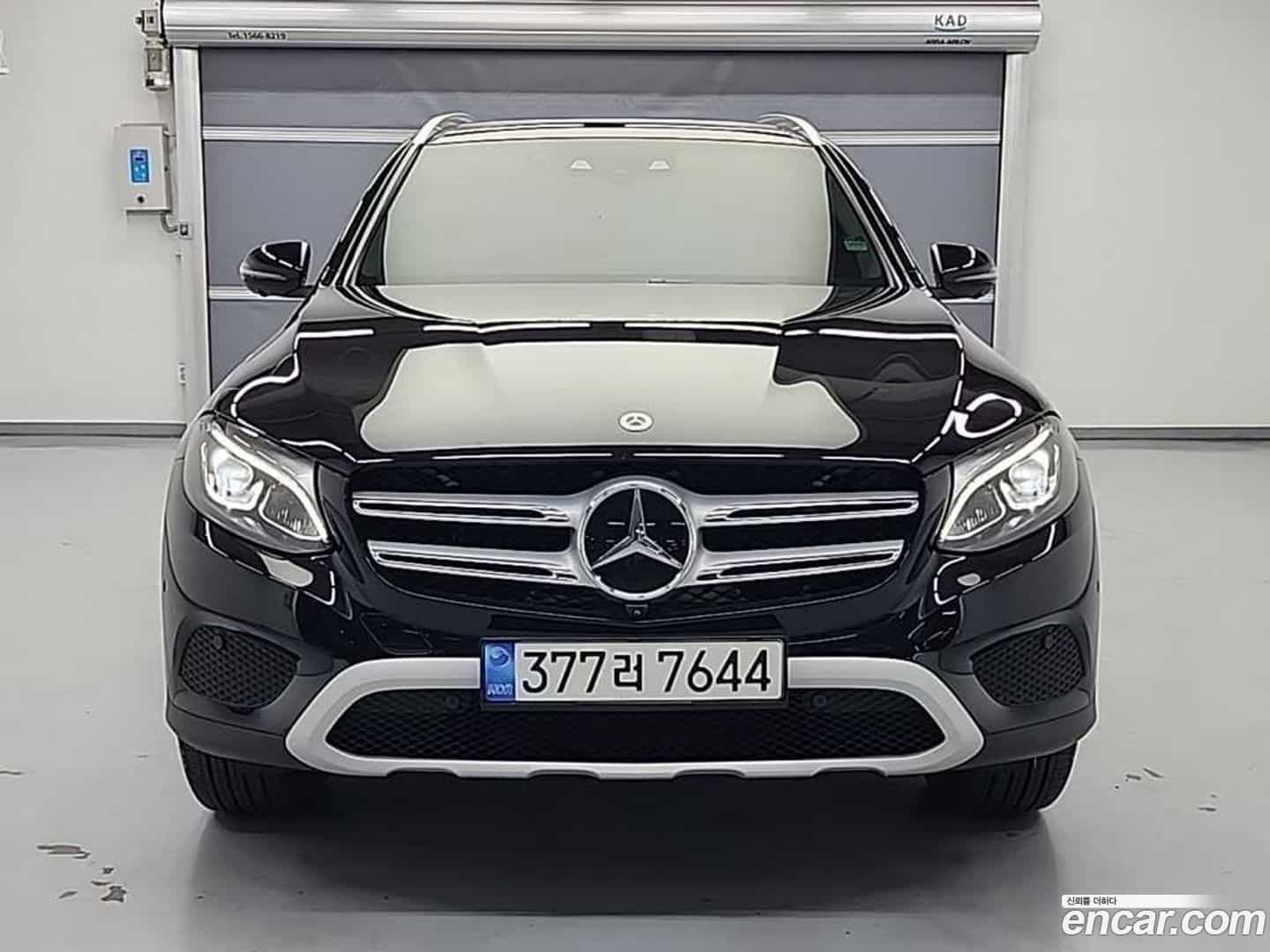 GLC-Class Mercedes-Benz 2019.7-OUTER-002