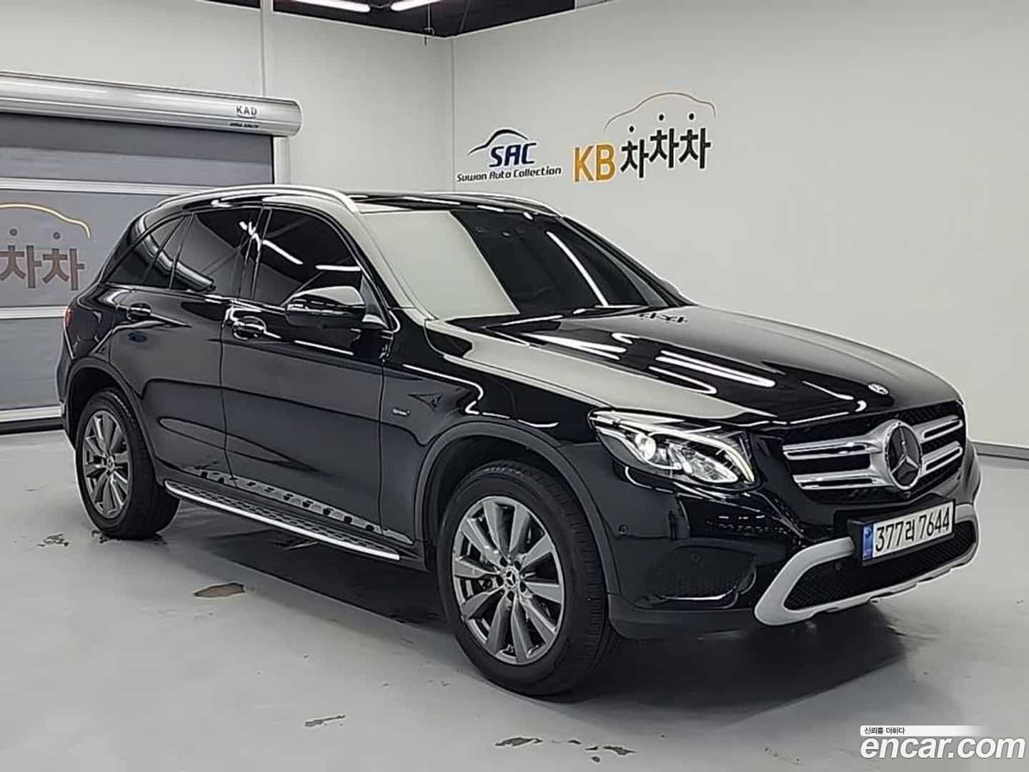 GLC-Class Mercedes-Benz 2019.7-OUTER-004