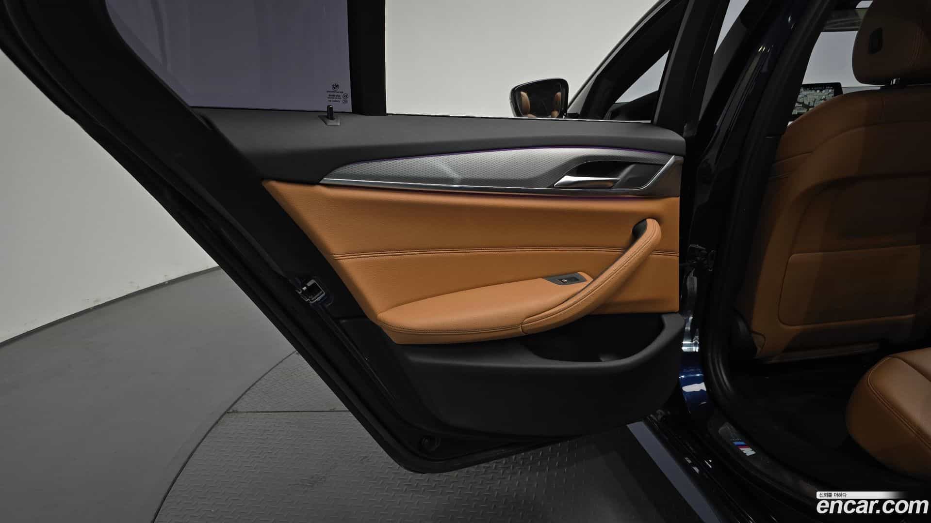5-Series BMW 2018.2-INNER-035