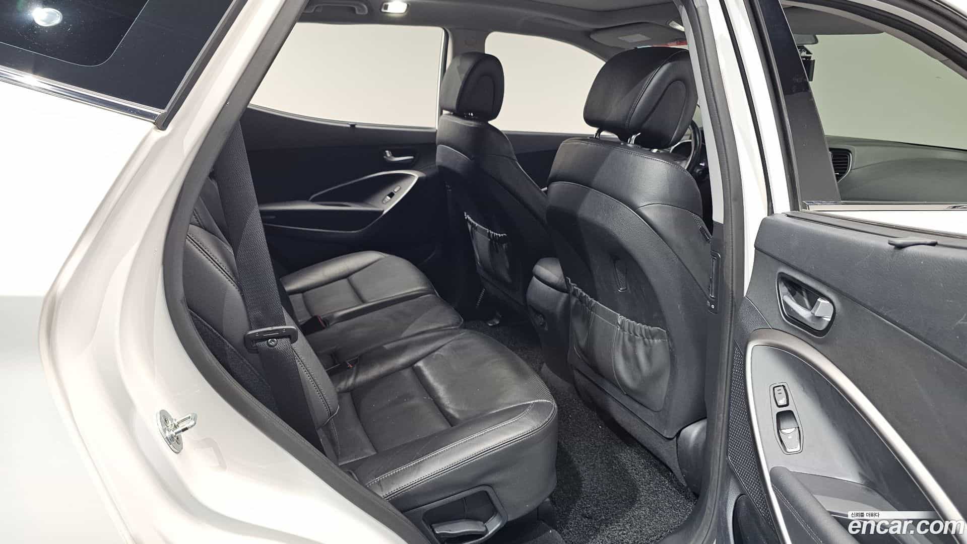 Santafe Hyundai 2016.2-OPTION-015