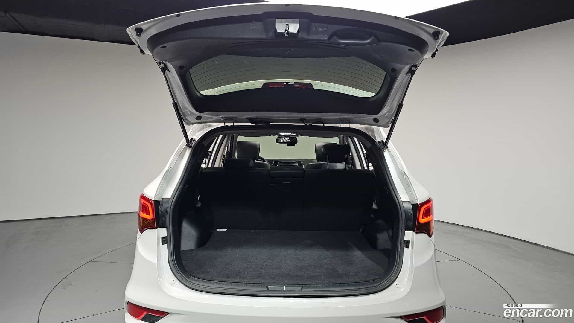 Santafe Hyundai 2016.2-OPTION-046