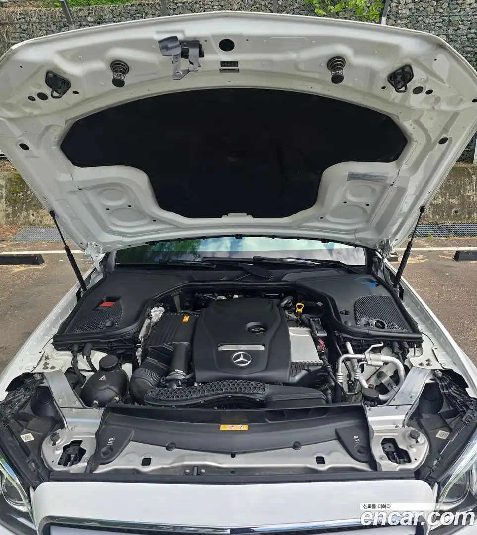 E-Class Mercedes-Benz 2020.7-OUTER-006