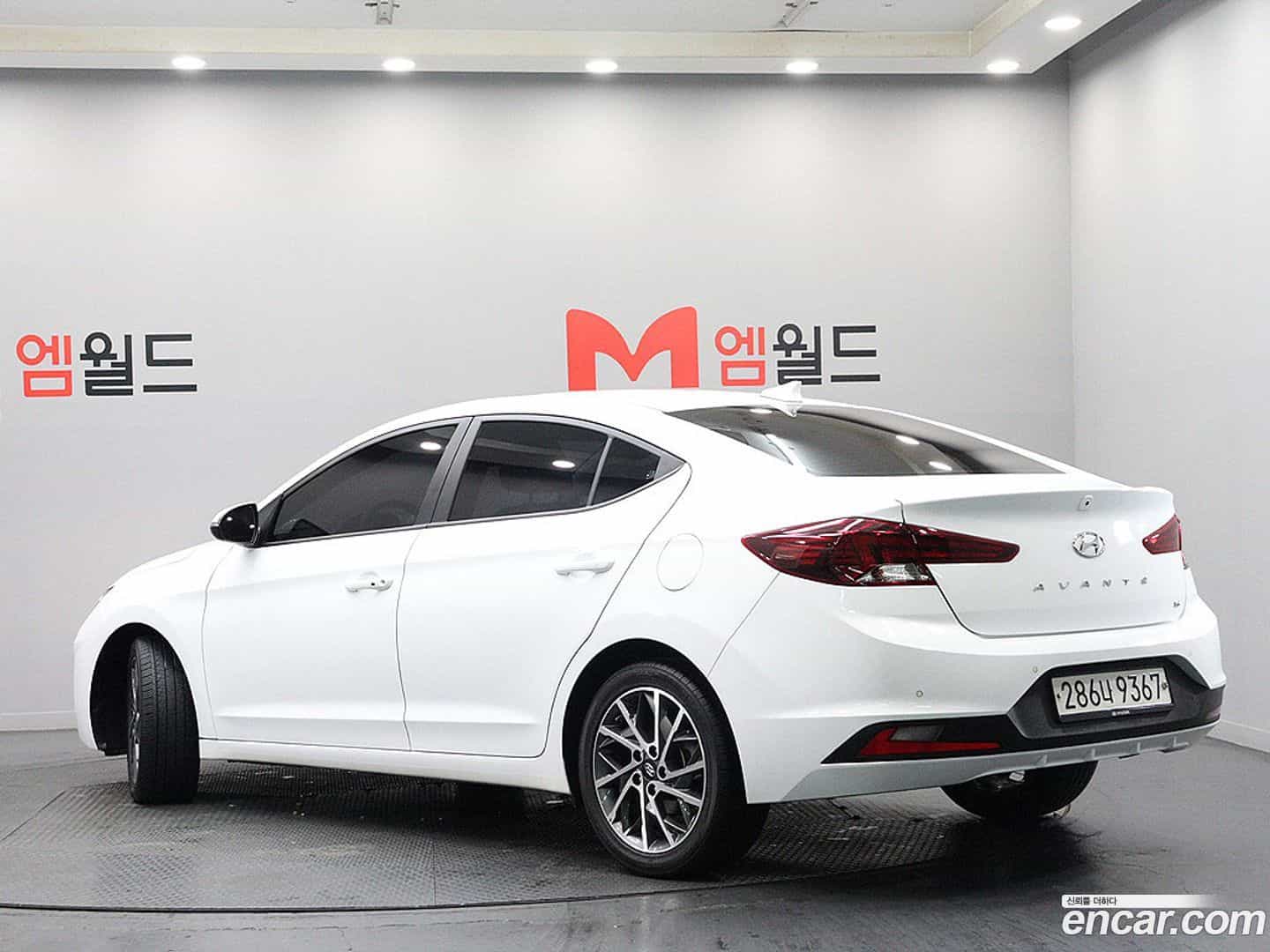 AVANTE Hyundai 2020.0-OUTER-004
