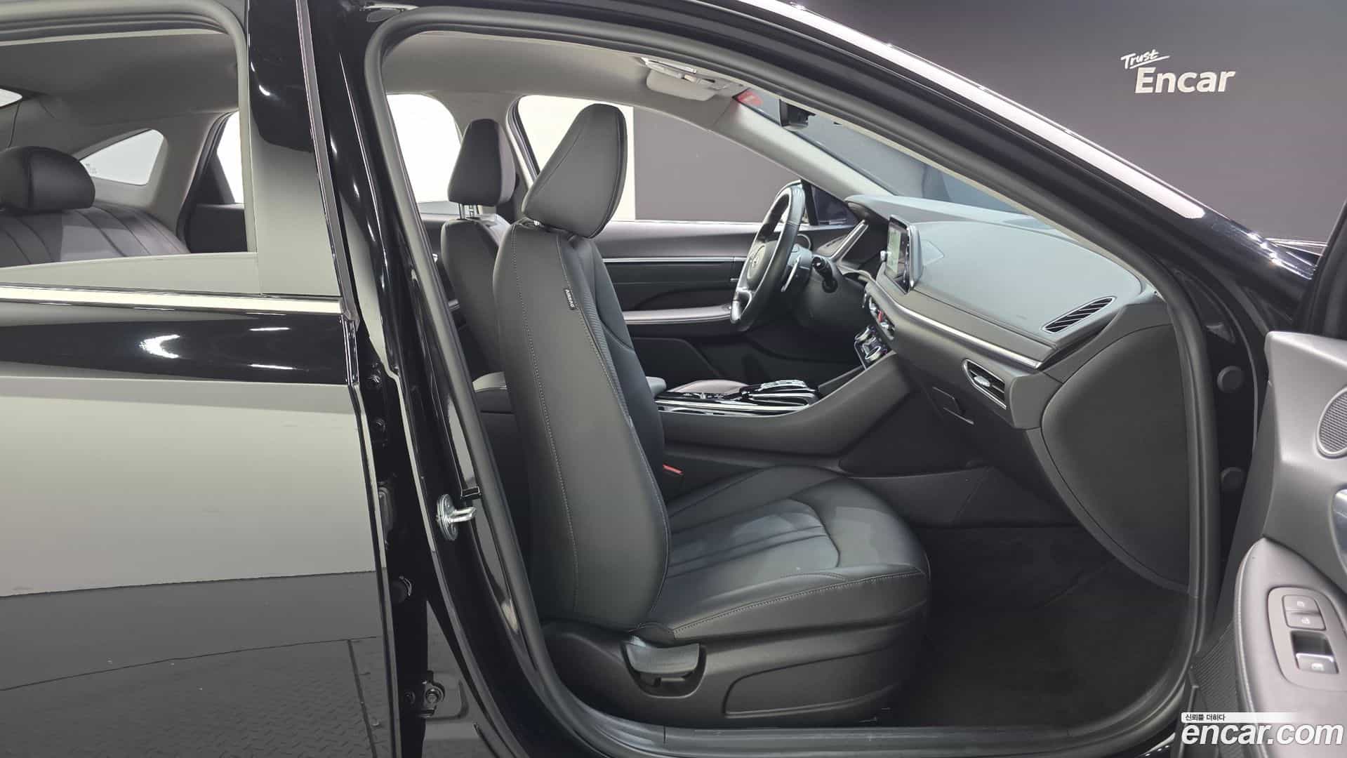 Sonata Hyundai 2022.3-OPTION-015