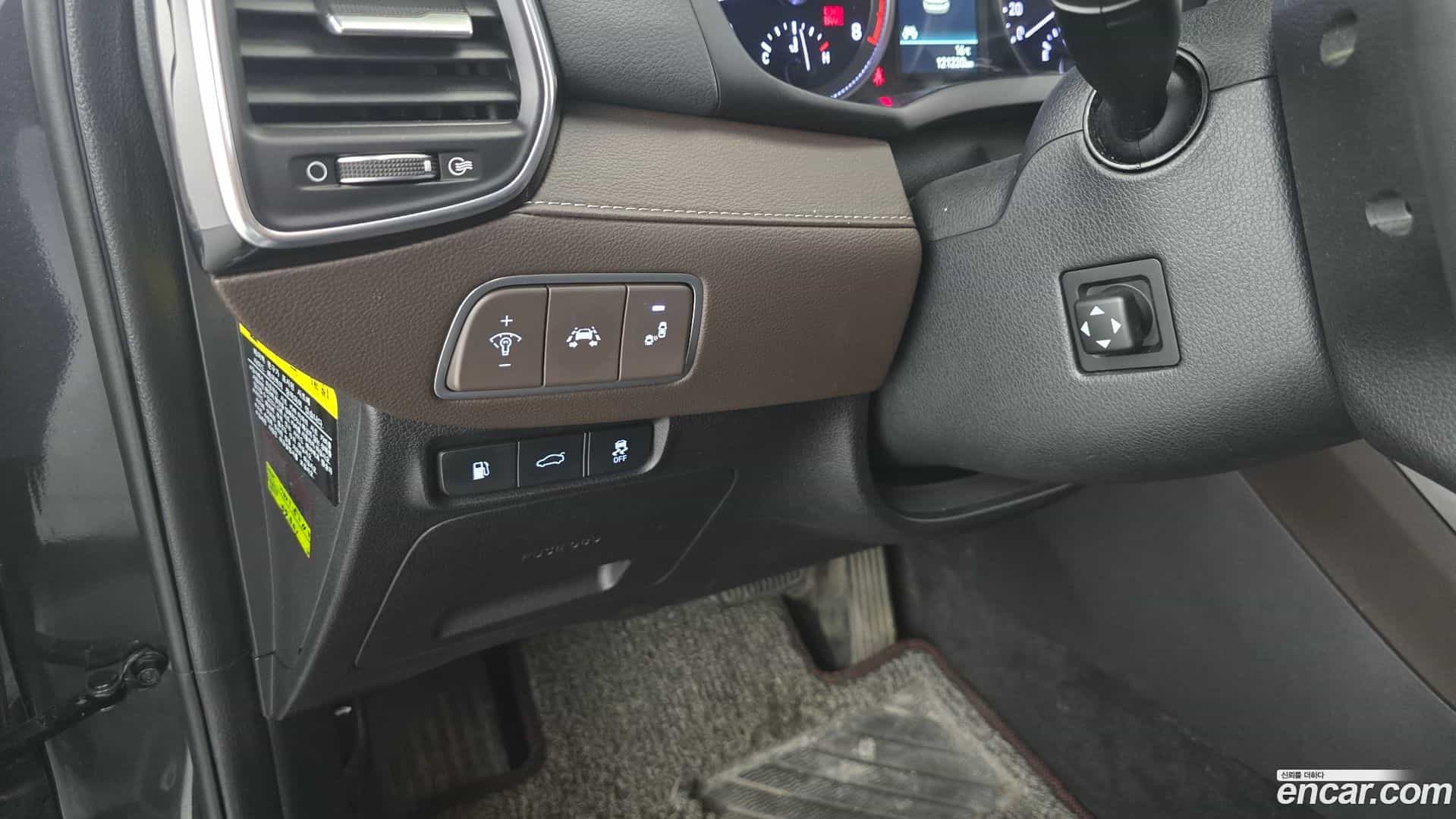 Grandeur Hyundai 2017.5-OPTION-024