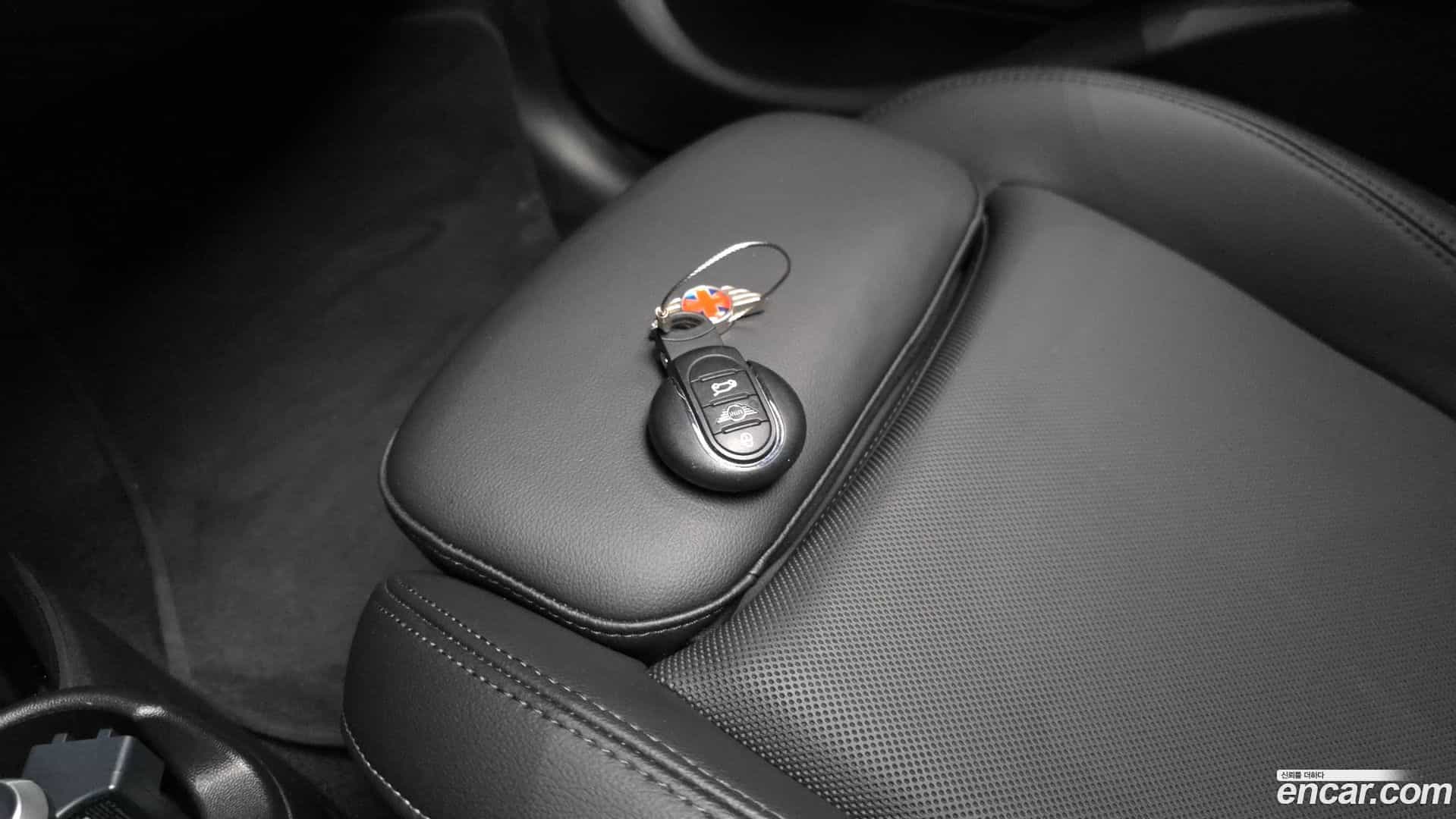 Cooper Mini 2022.0-OPTION-043